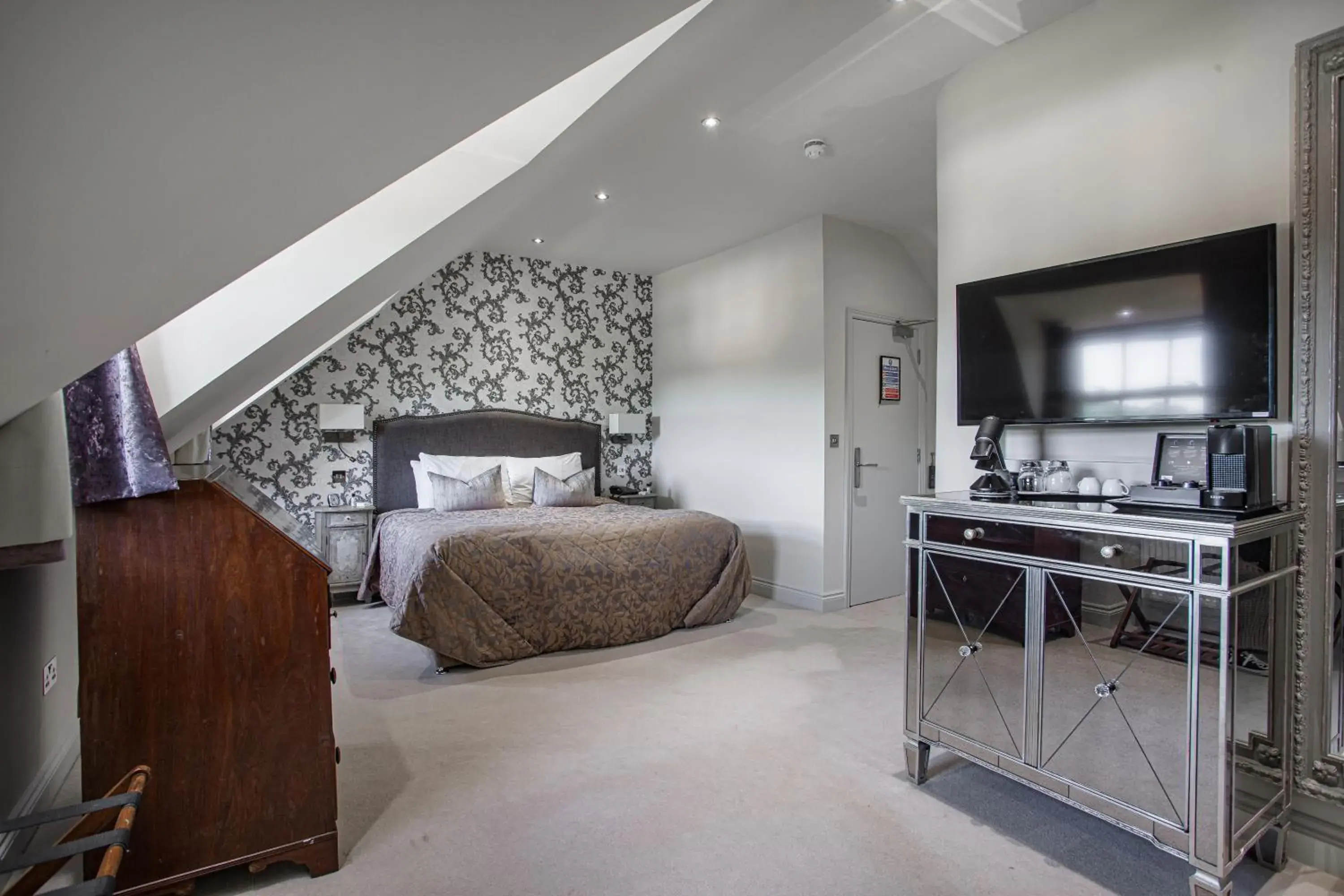 Deluxe Double Room in The Pheasant Hotel, Holt, Norfolk Deluxe Double Room in The Pheasant Hotel, Holt, Norfolk