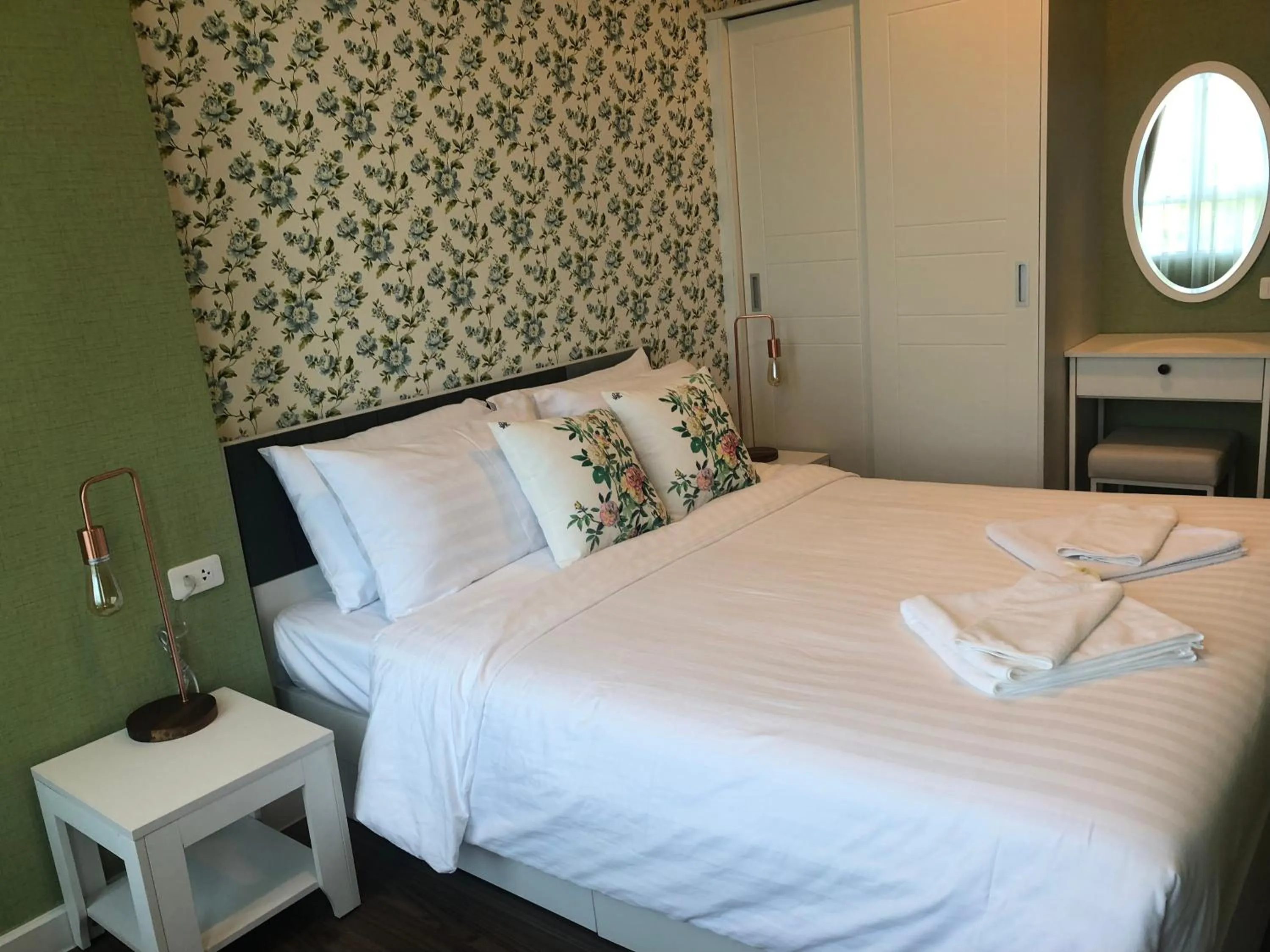 Bed in Courtyard khaoyai by JP