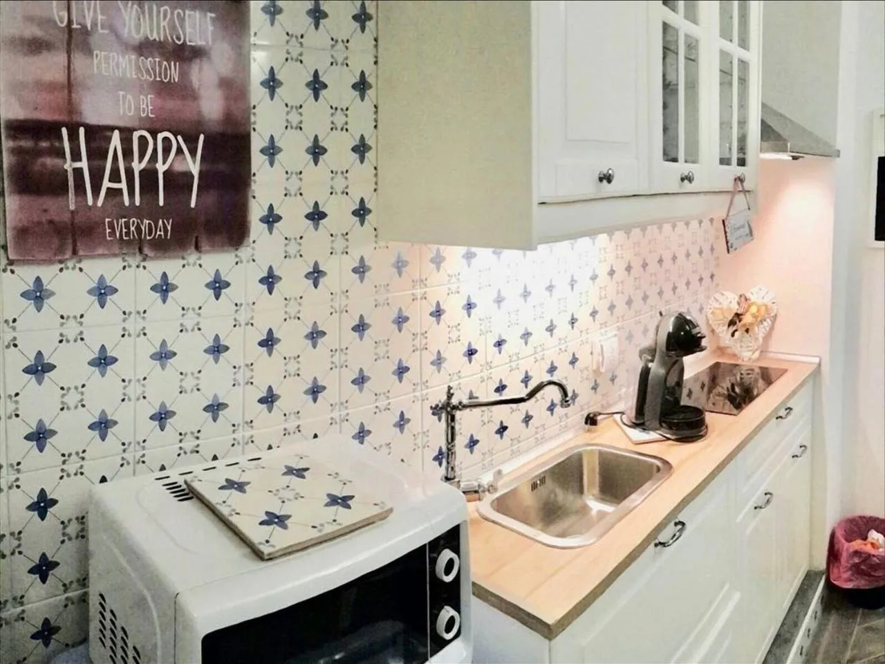 Coffee/tea facilities in Casa Ornella Napoli