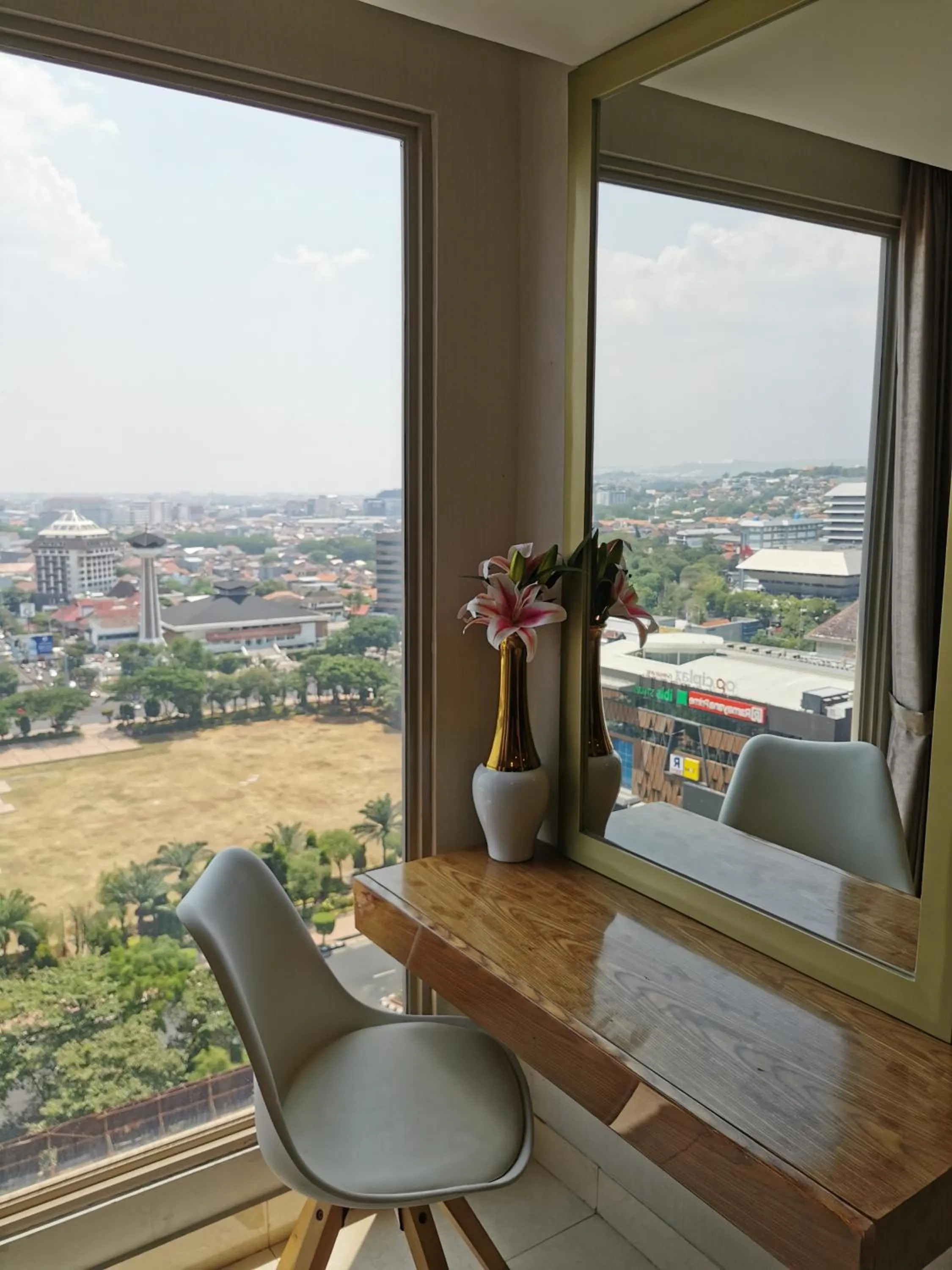 City view in Warhol Residence Semarang Simpang Lima