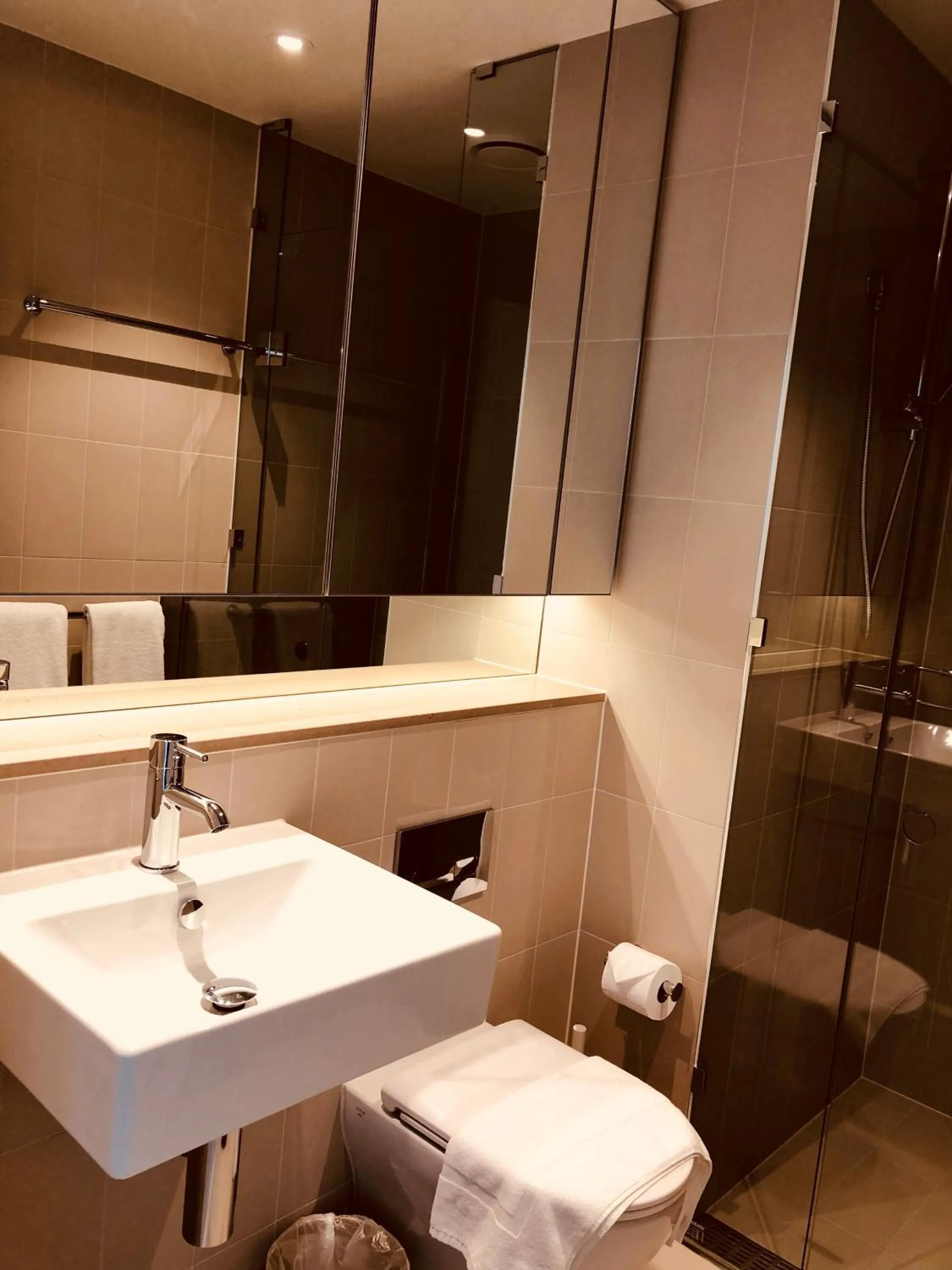 Toilet in Winston Apartments Docklands