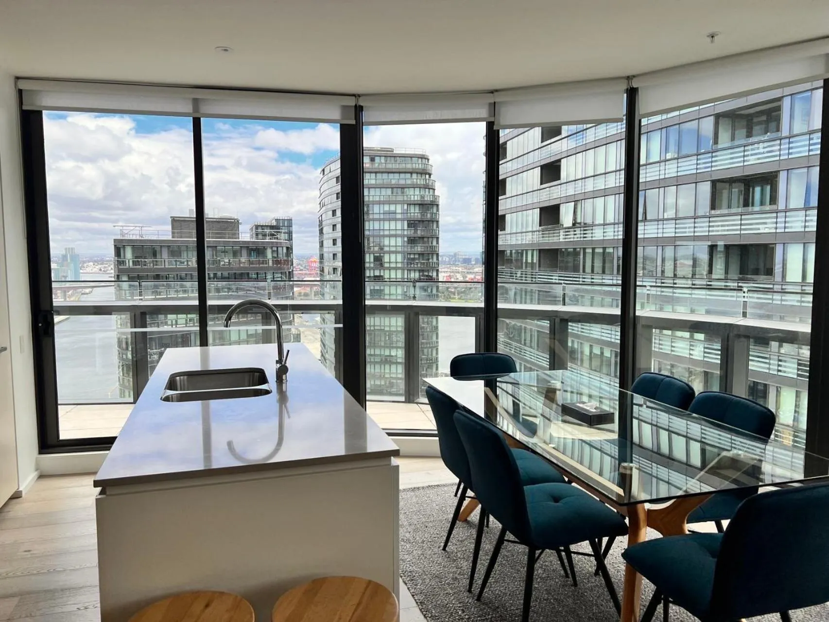 Winston Apartments Docklands