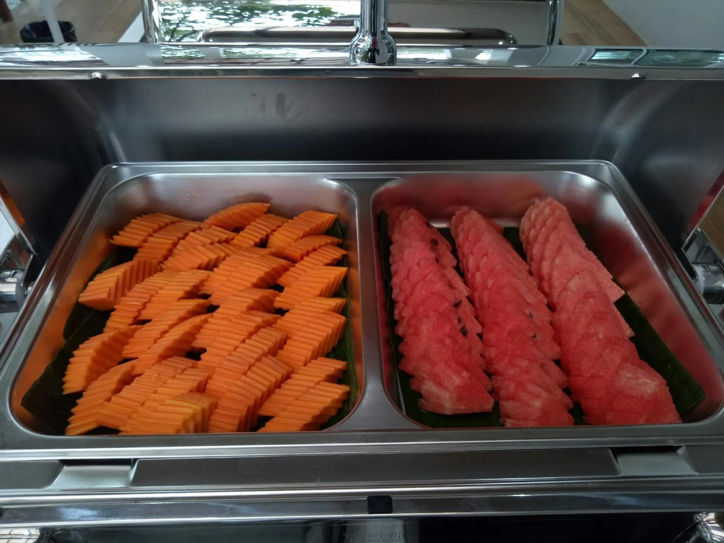 Breakfast in Sukkhamas Pirom