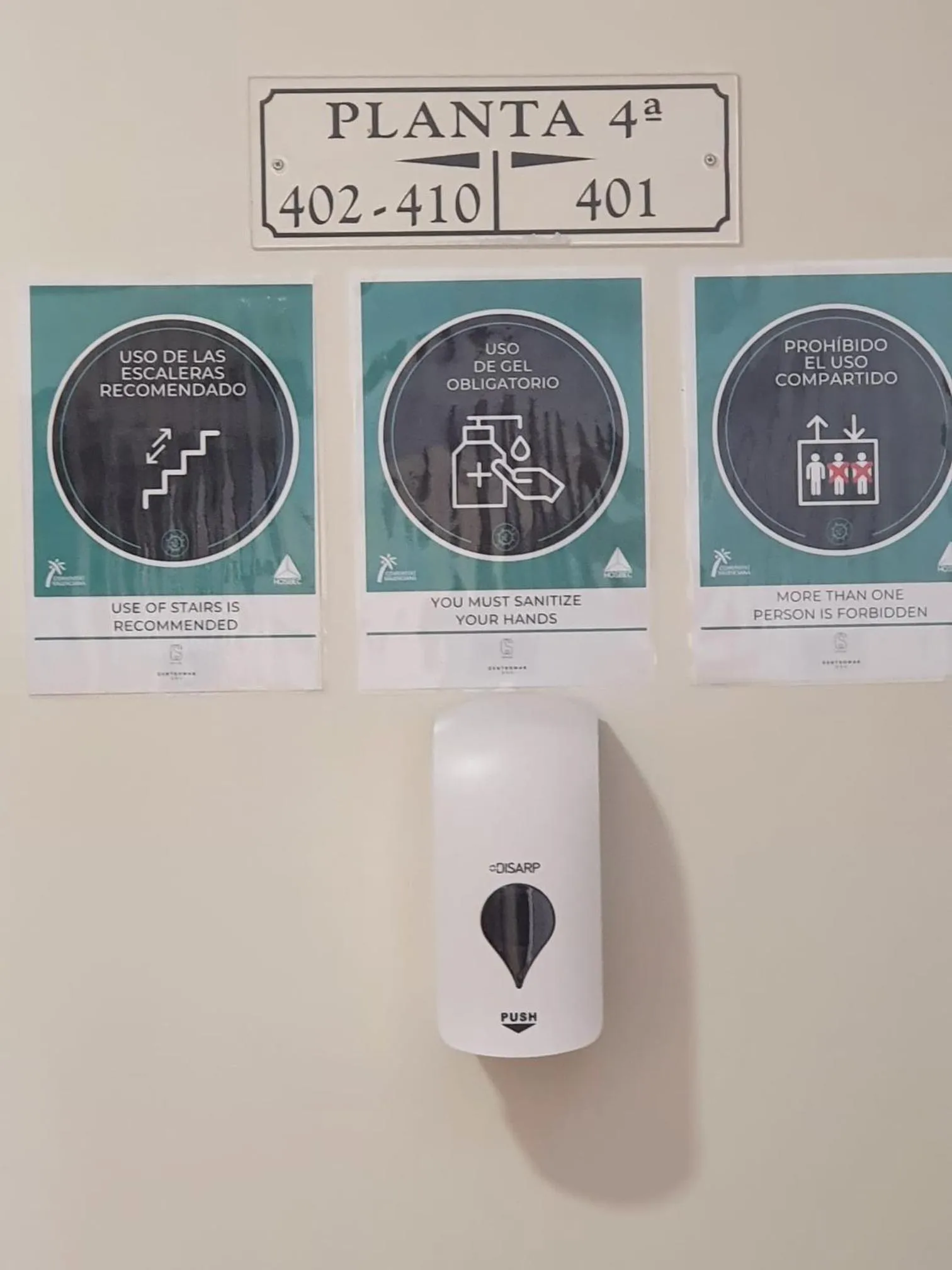 Property building in Hotel Centro Mar