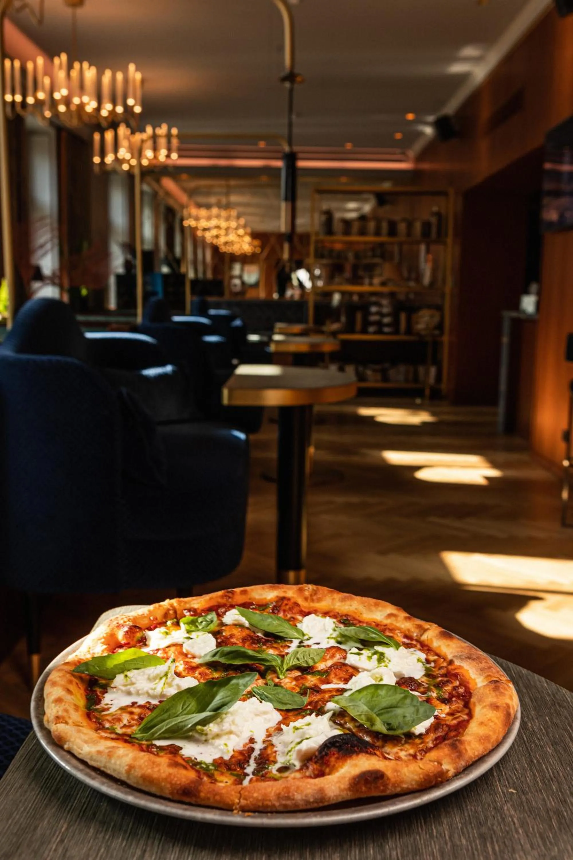 Lounge or bar in Grand Poet Hotel and SPA by Semarah