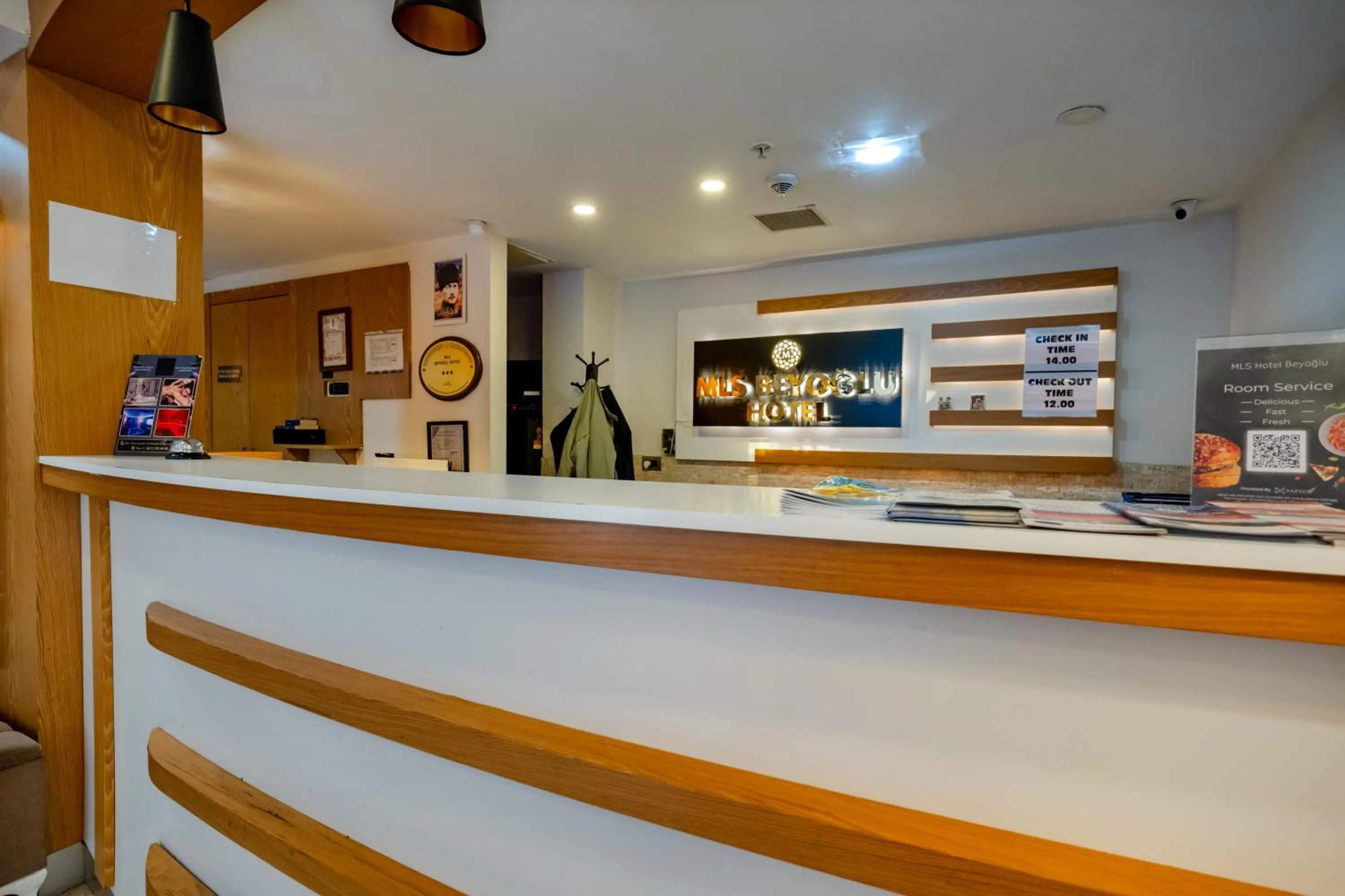 Lobby or reception in Beyoglu MLS Hotel