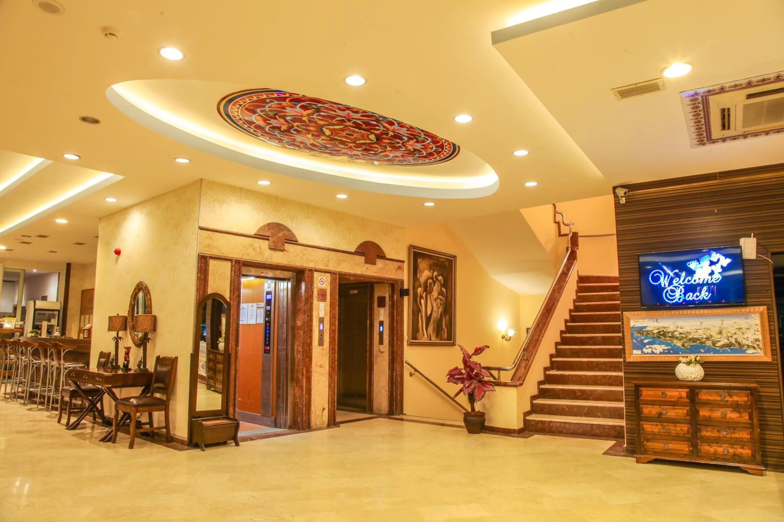 Property building in Pine House by Werde Hotels