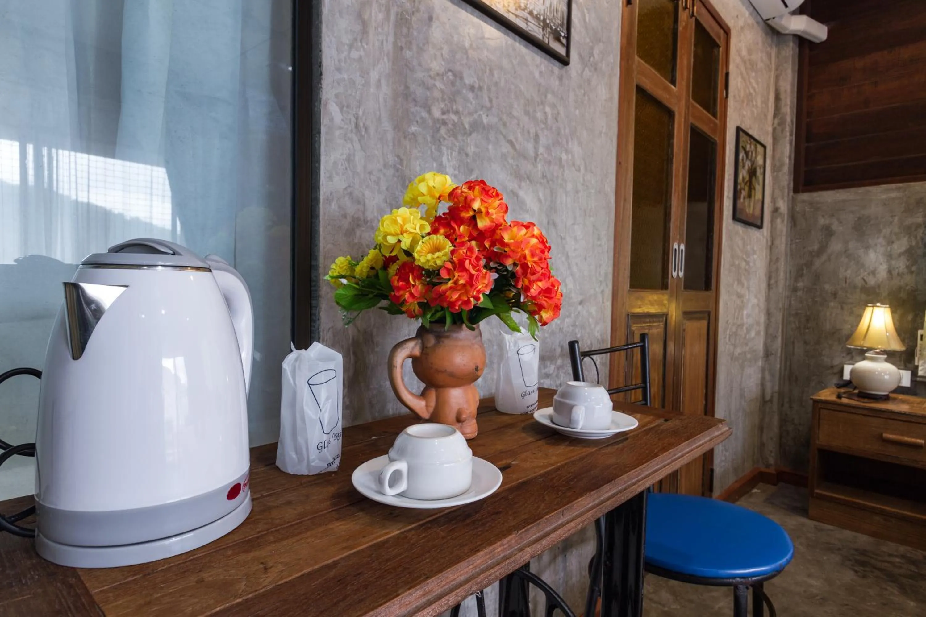 Food and drinks in Kanya Cozy Bungalows Kata