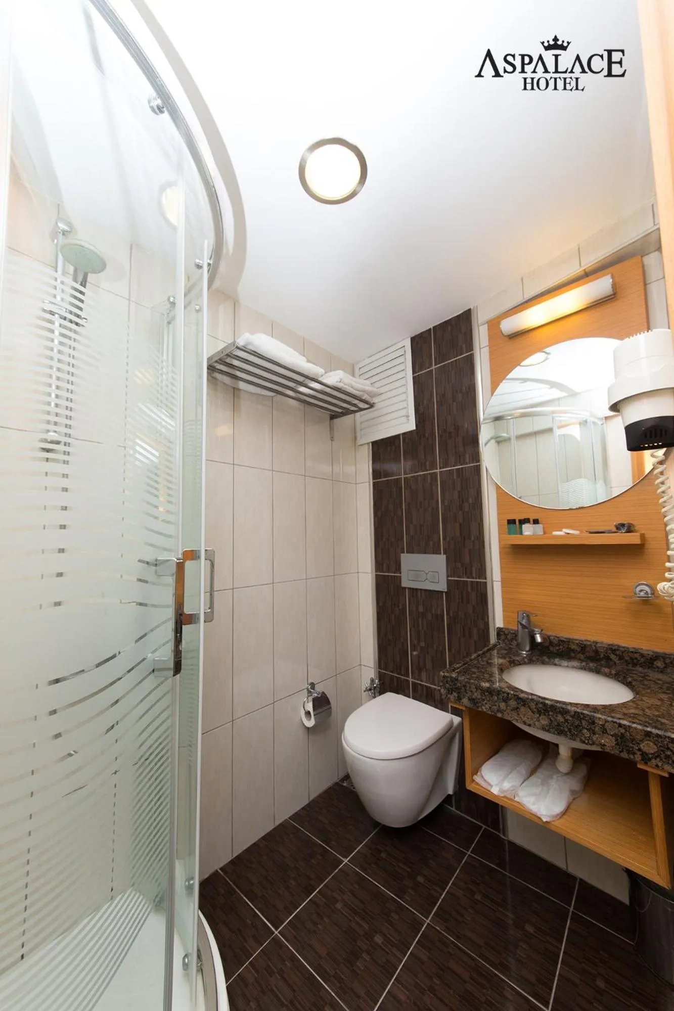 Bathroom in Aspalace Hotel The Istanbul Old City