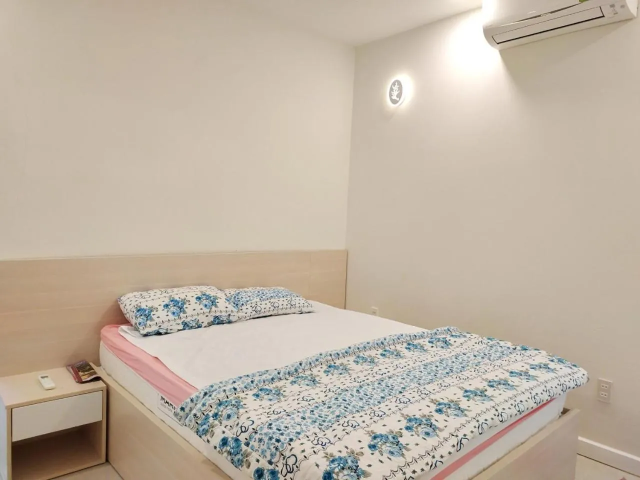 Bed in The Grand Condotel