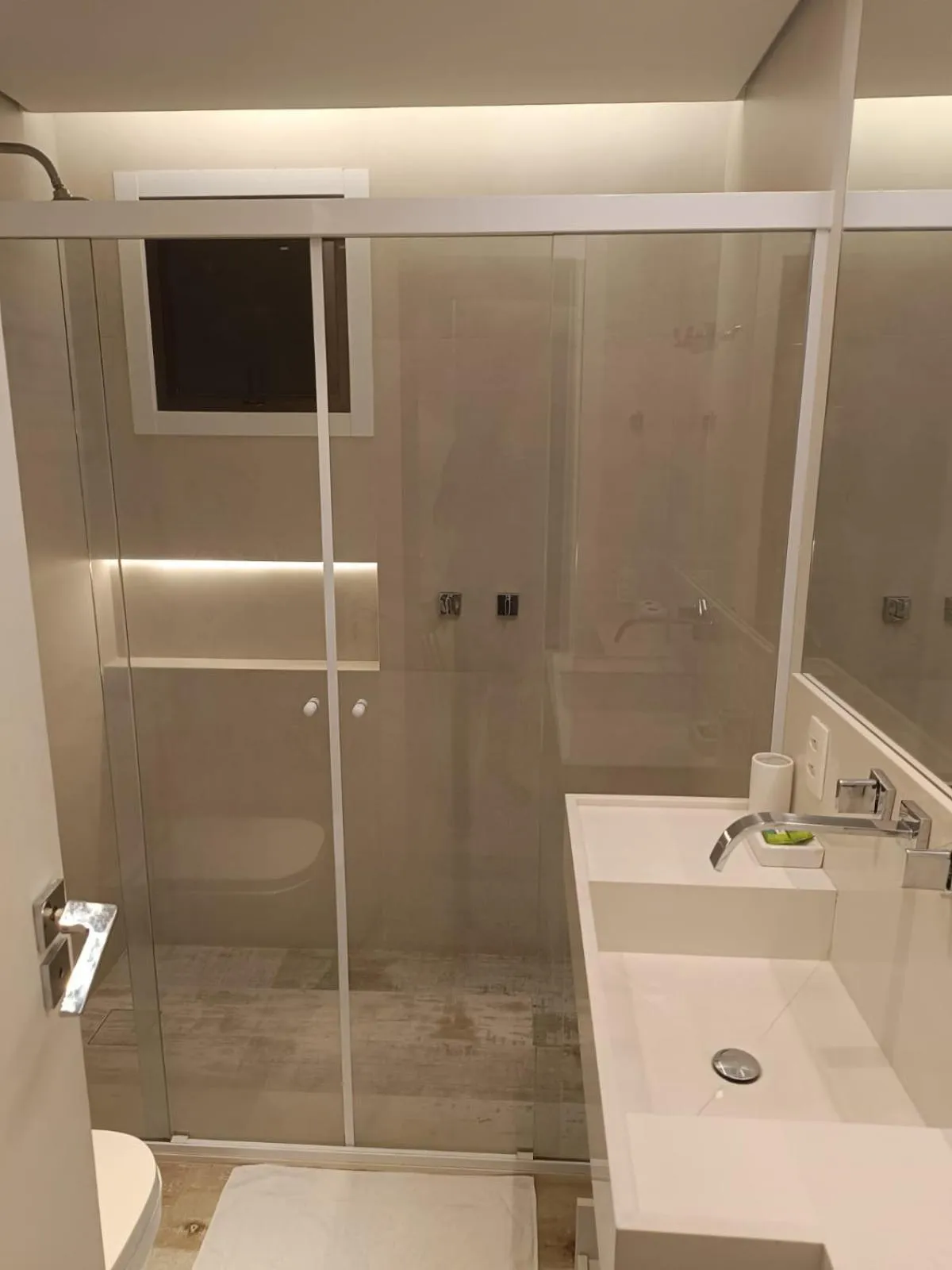 Shower in H4 La Residence Paulista