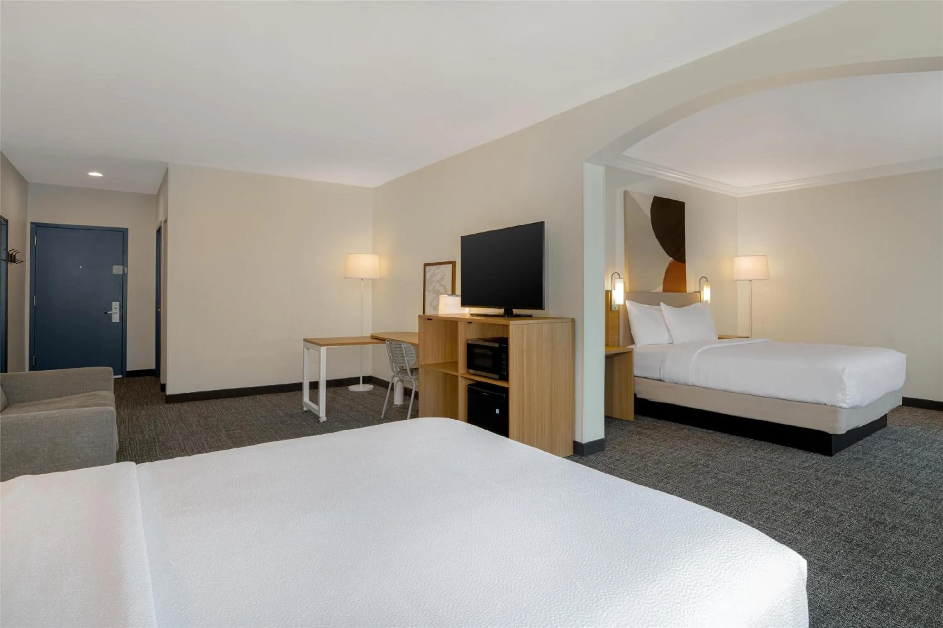 Bed in Spark by Hilton Rahway