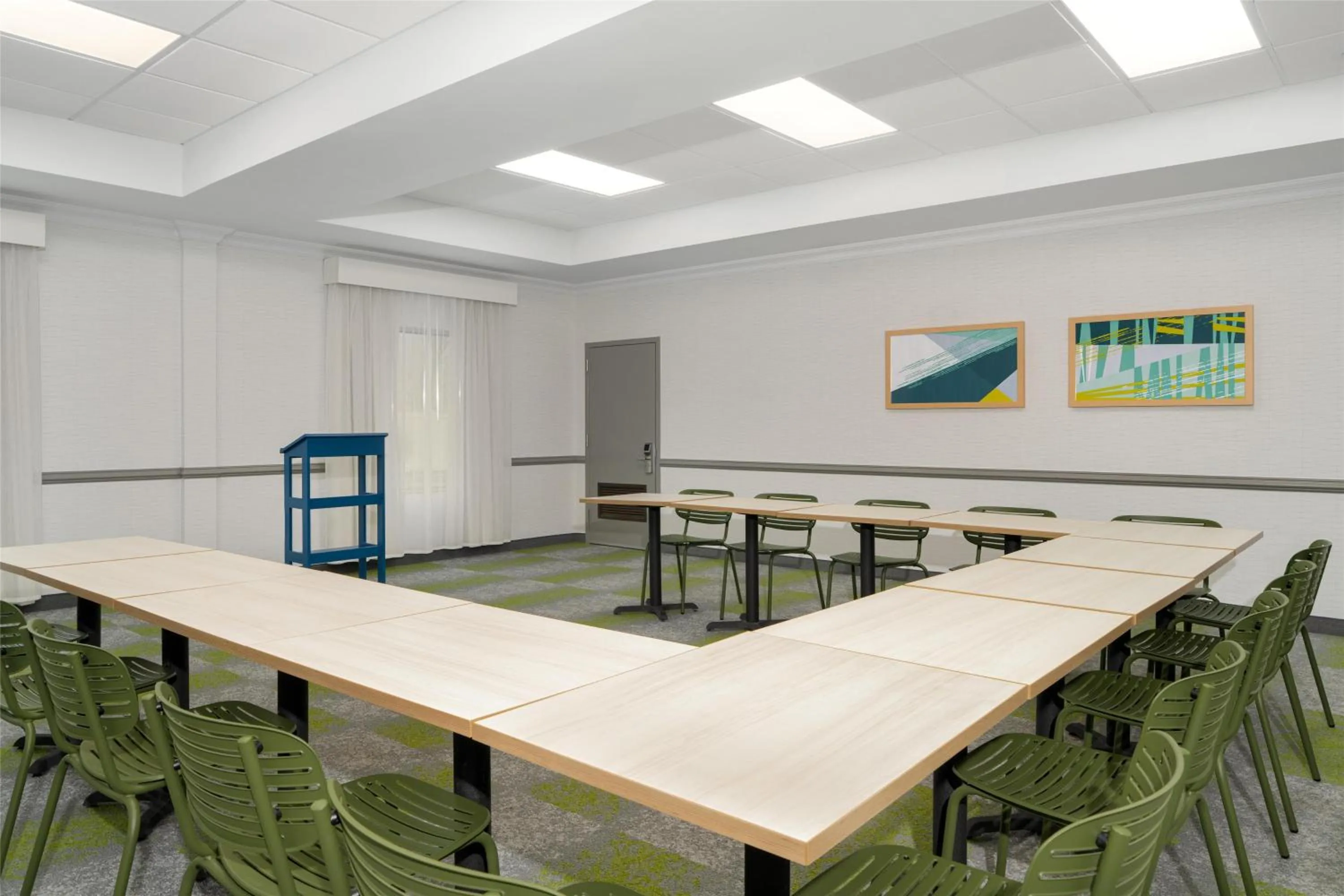 Meeting/conference room in Spark by Hilton Rahway