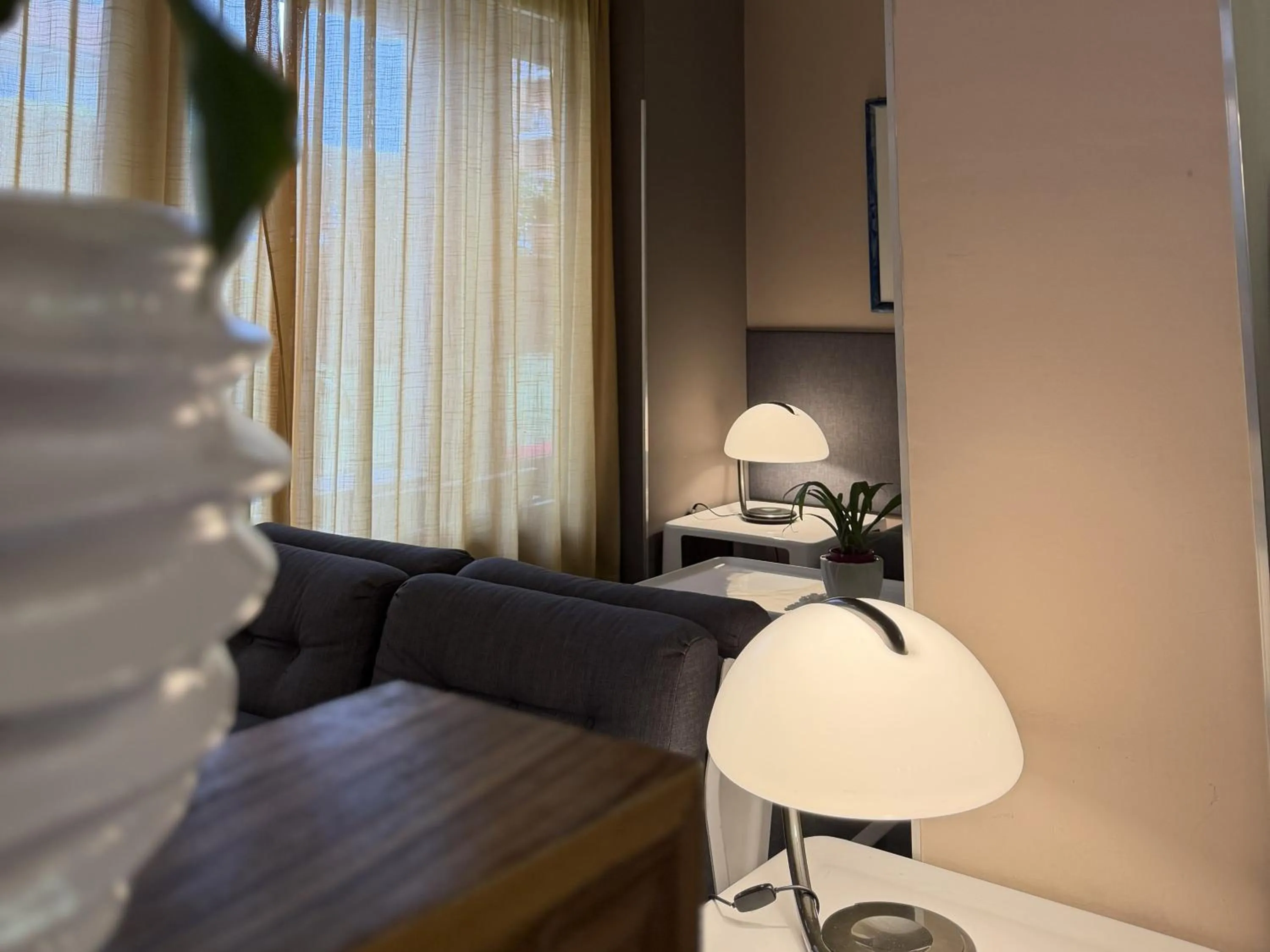 Communal lounge/ TV room in Hotel Giada