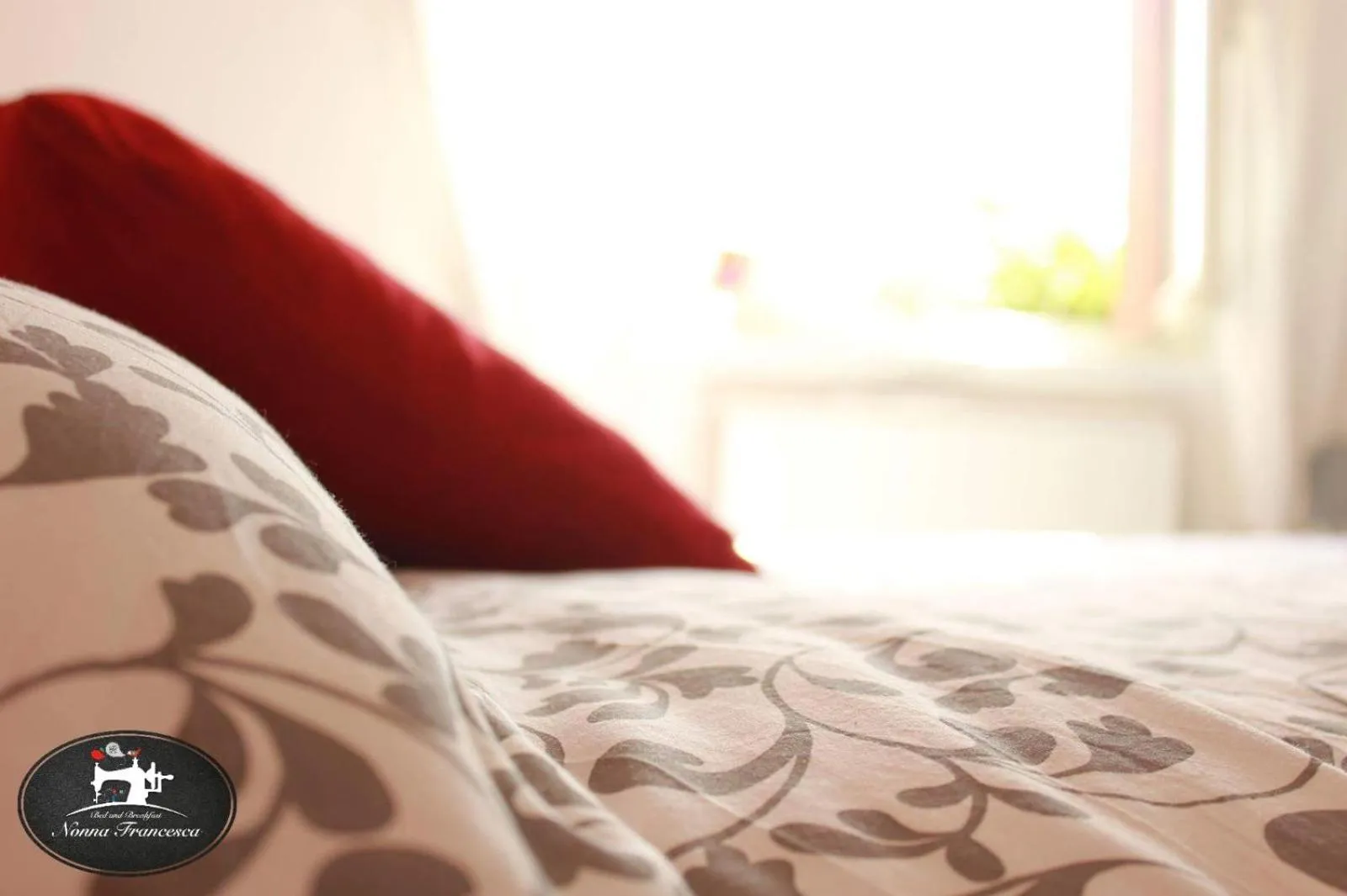 Decorative detail, Bed in Nonna Francesca