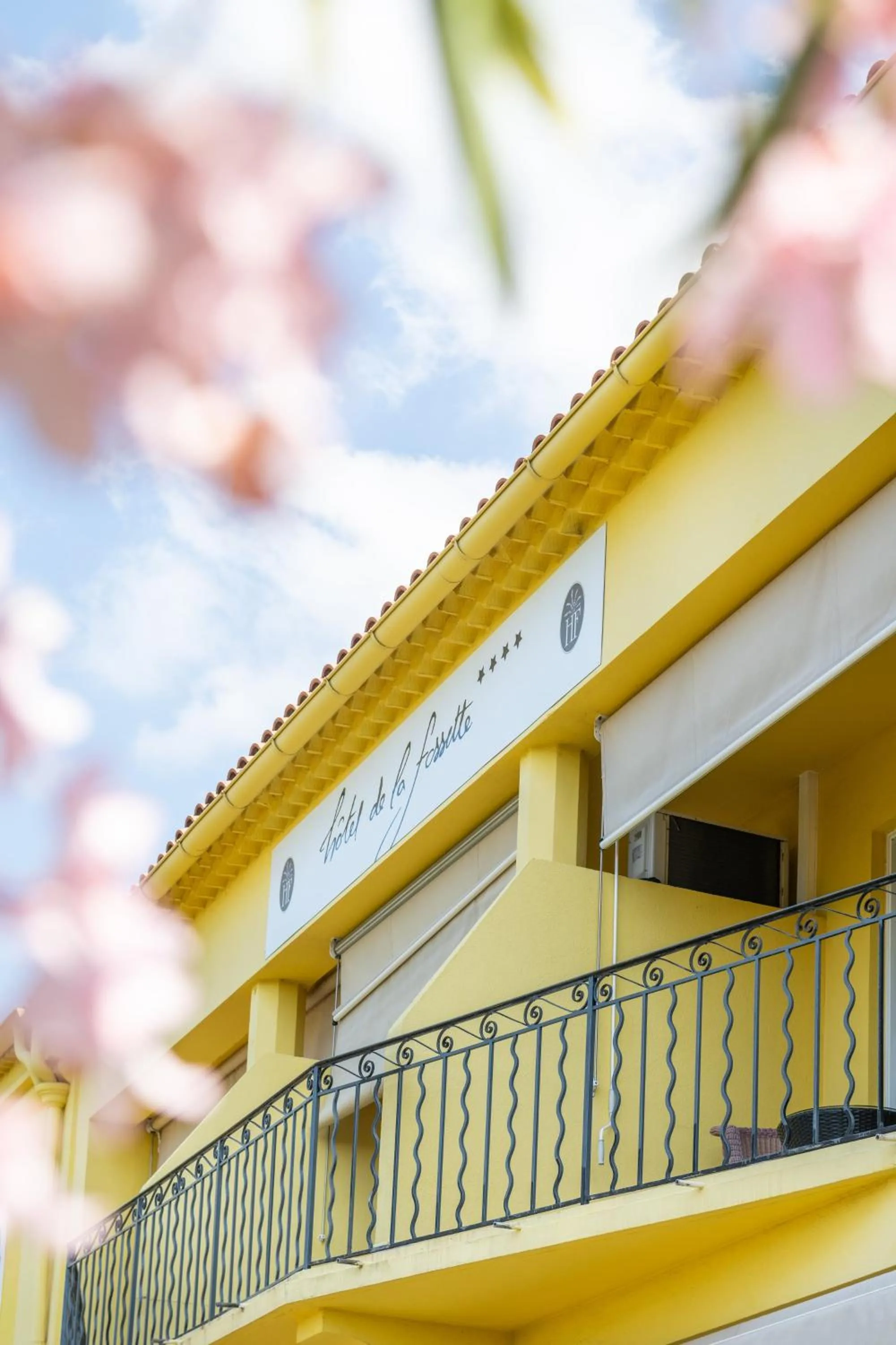 Property building in Hôtel de La Fossette