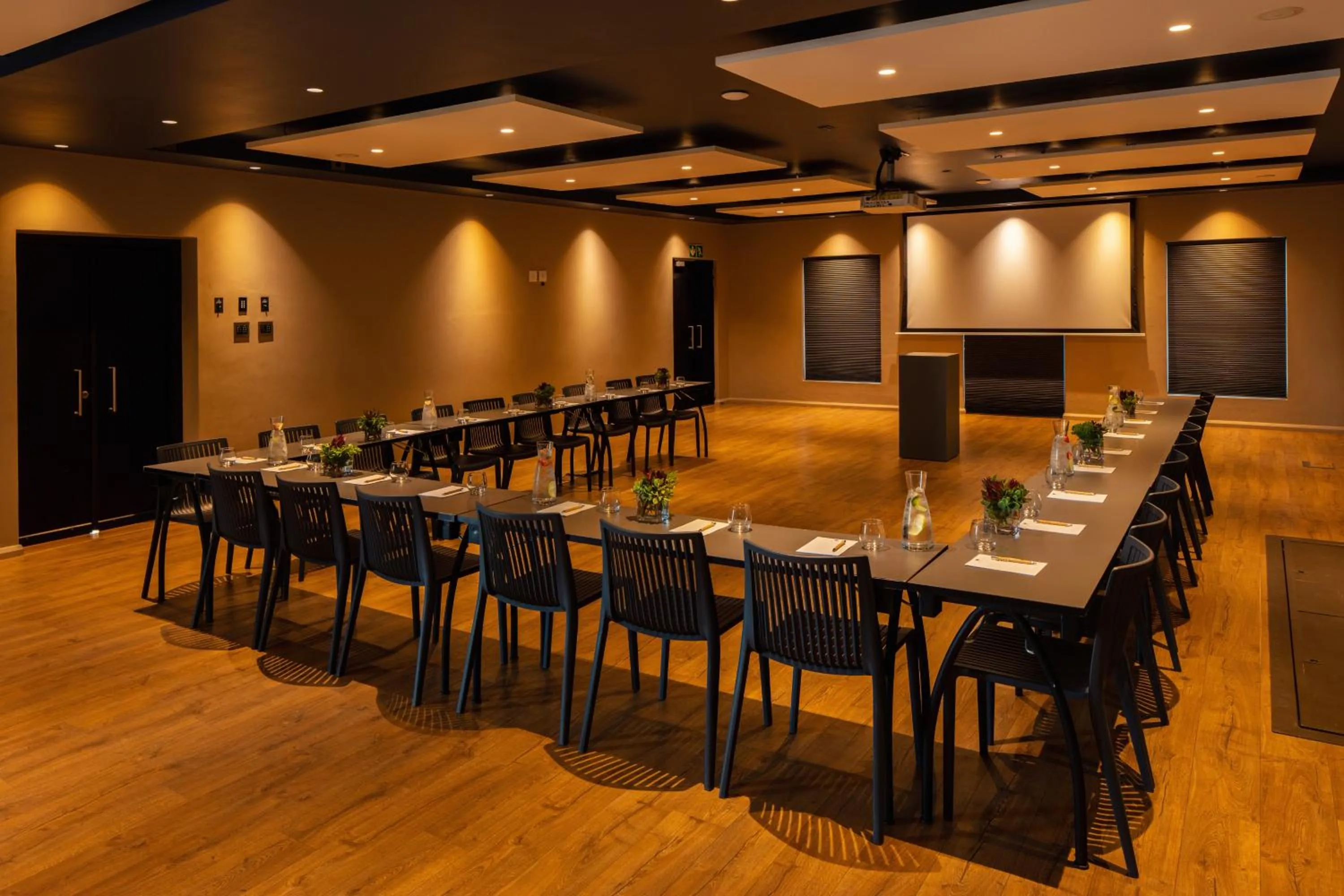 Business facilities in Sky Villa Boutique Hotel