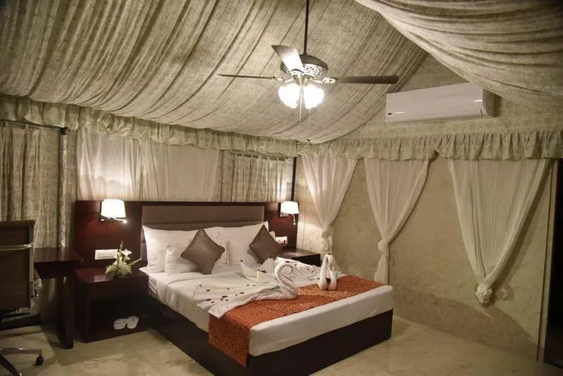 Other, Bed in Pride Hotel & Convention Centre Indore