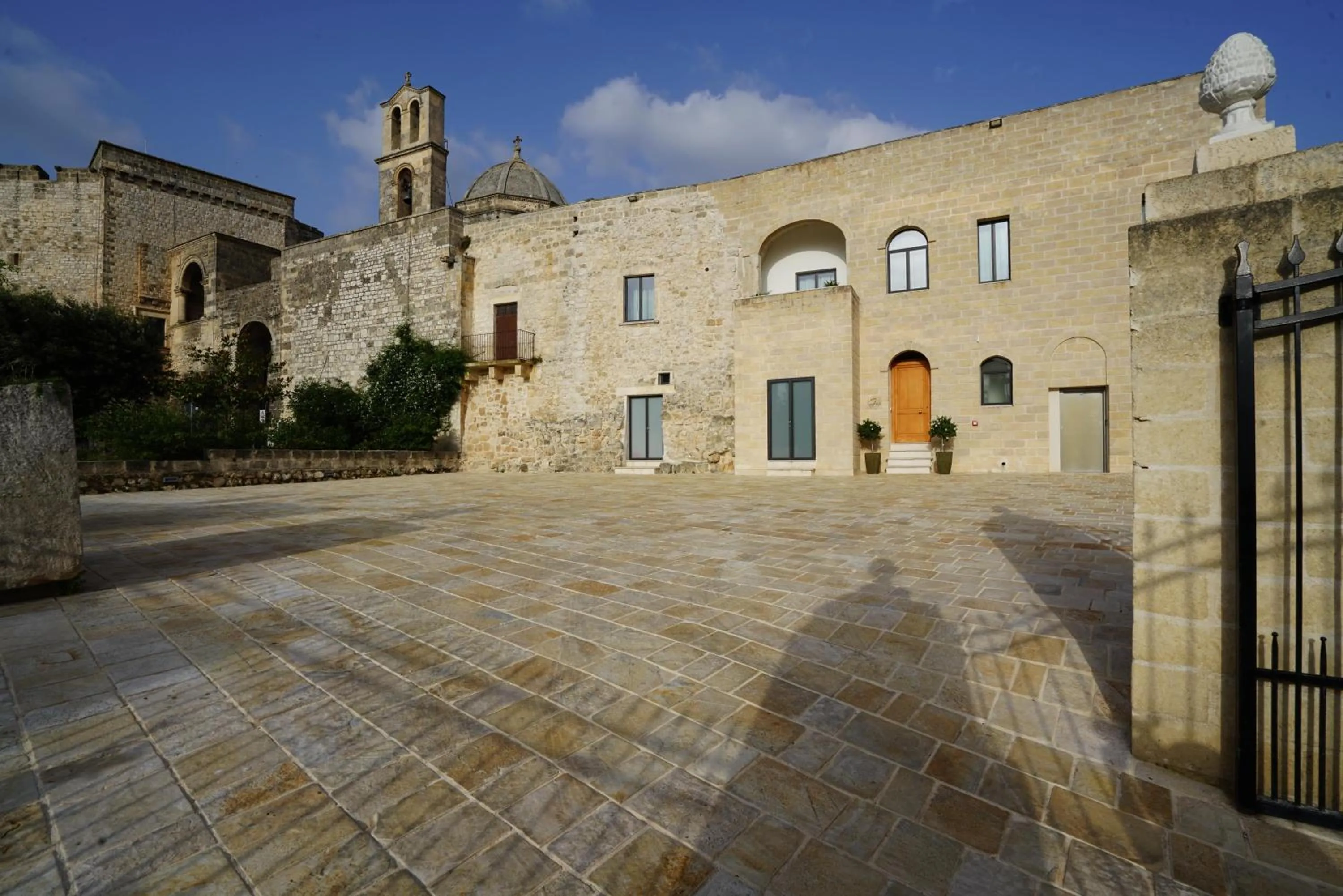 Facade/entrance in GH Dimora Sant'Anna