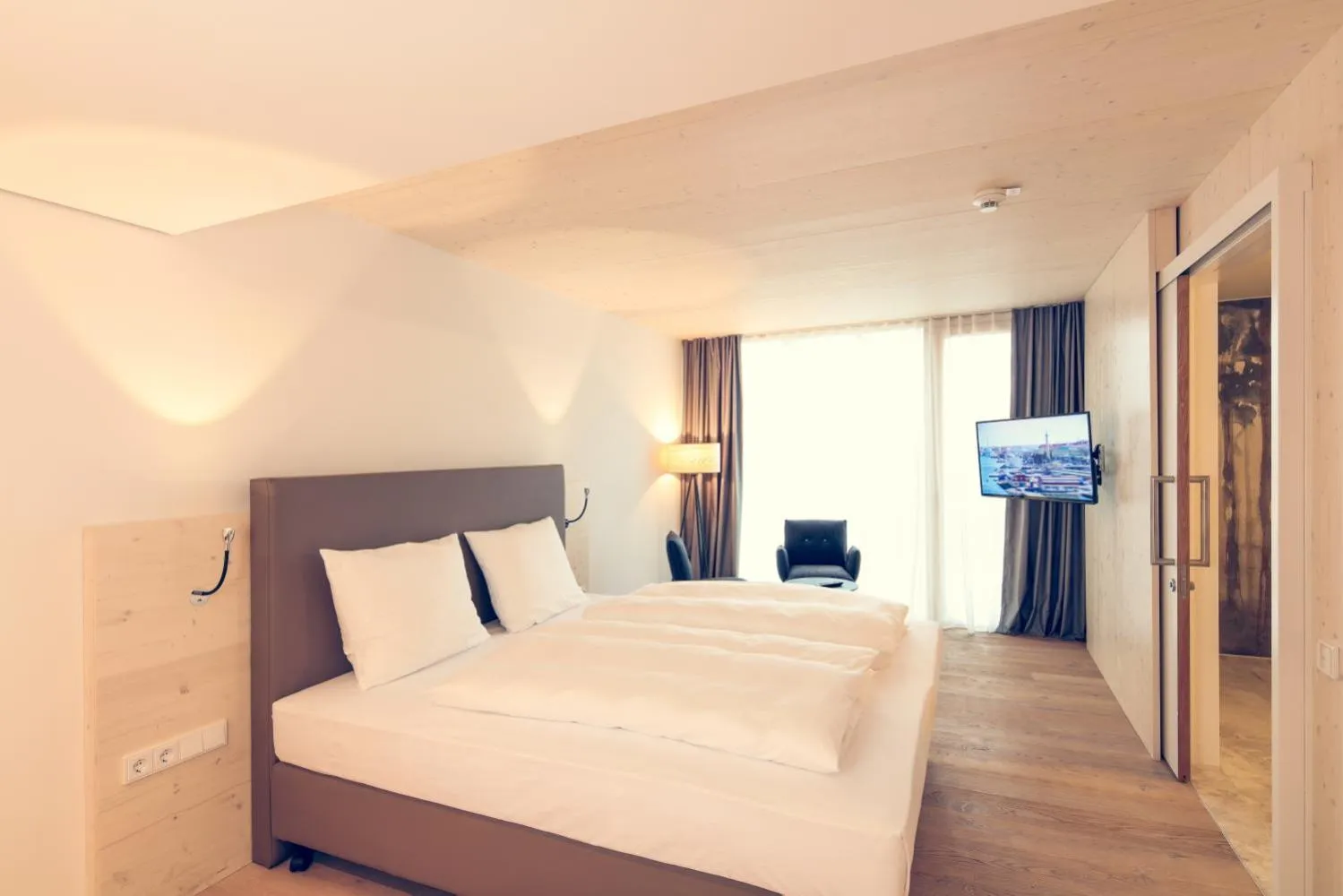 Bed in Klingenstein AKZENT Hotel Wirtshaus Brauerei