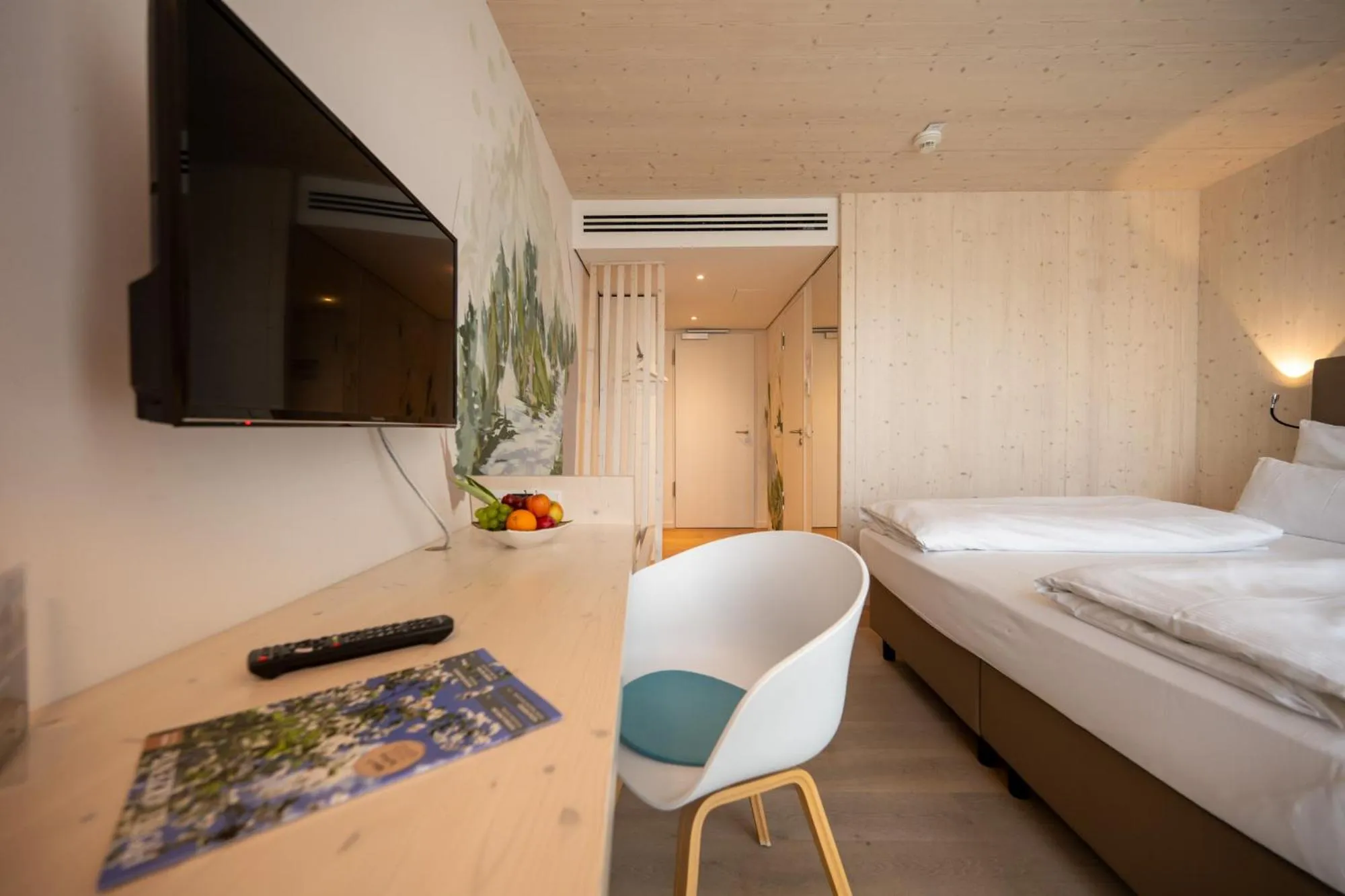 Photo of the whole room, Bed in Klingenstein AKZENT Hotel Wirtshaus Brauerei