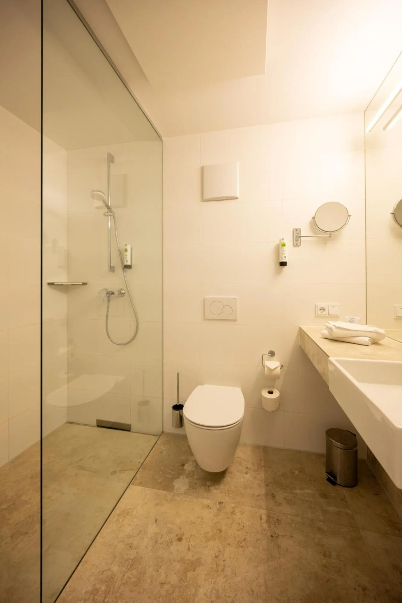 Shower in Klingenstein AKZENT Hotel Wirtshaus Brauerei