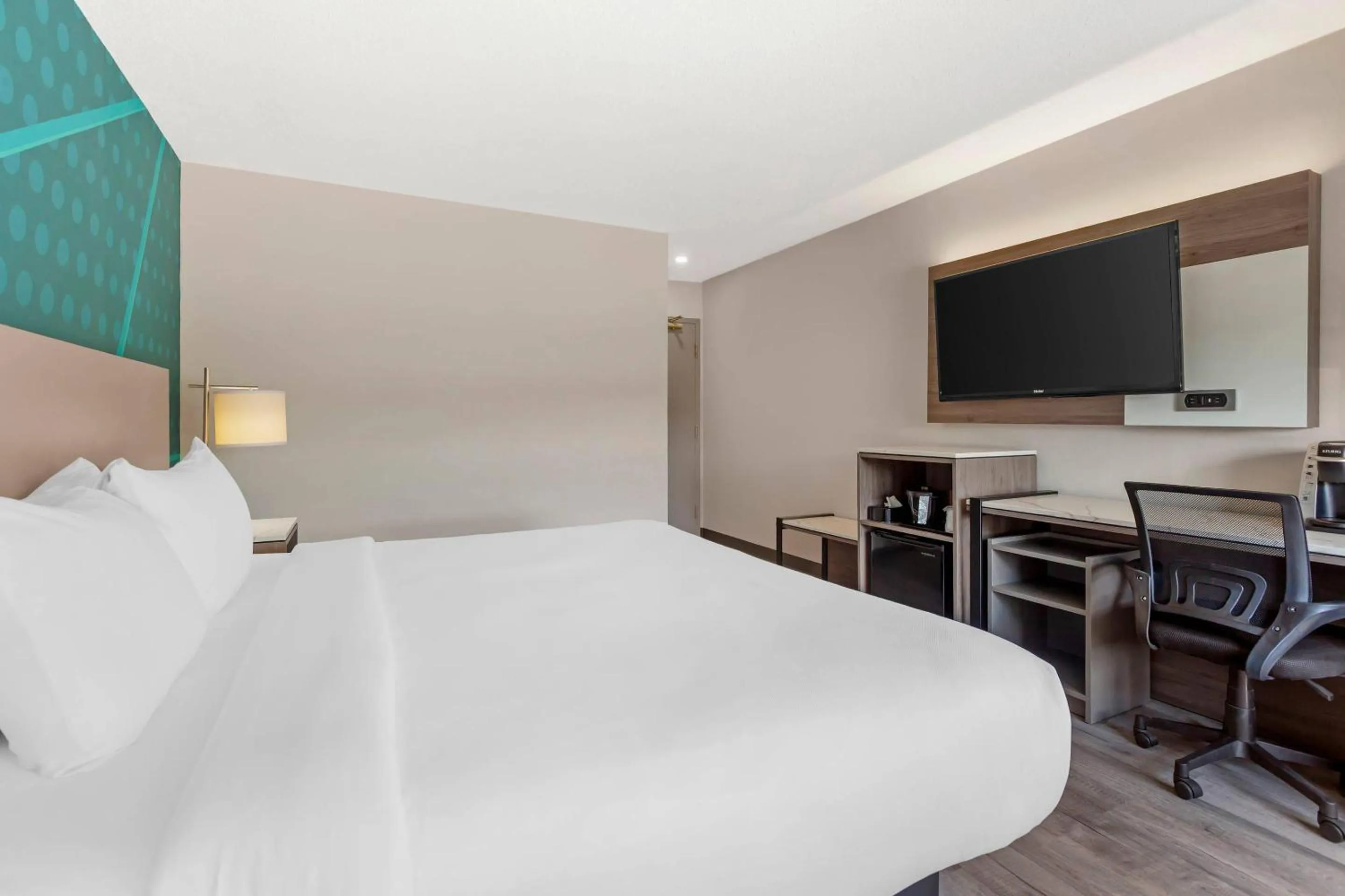 Bedroom, Bed in Comfort Inn