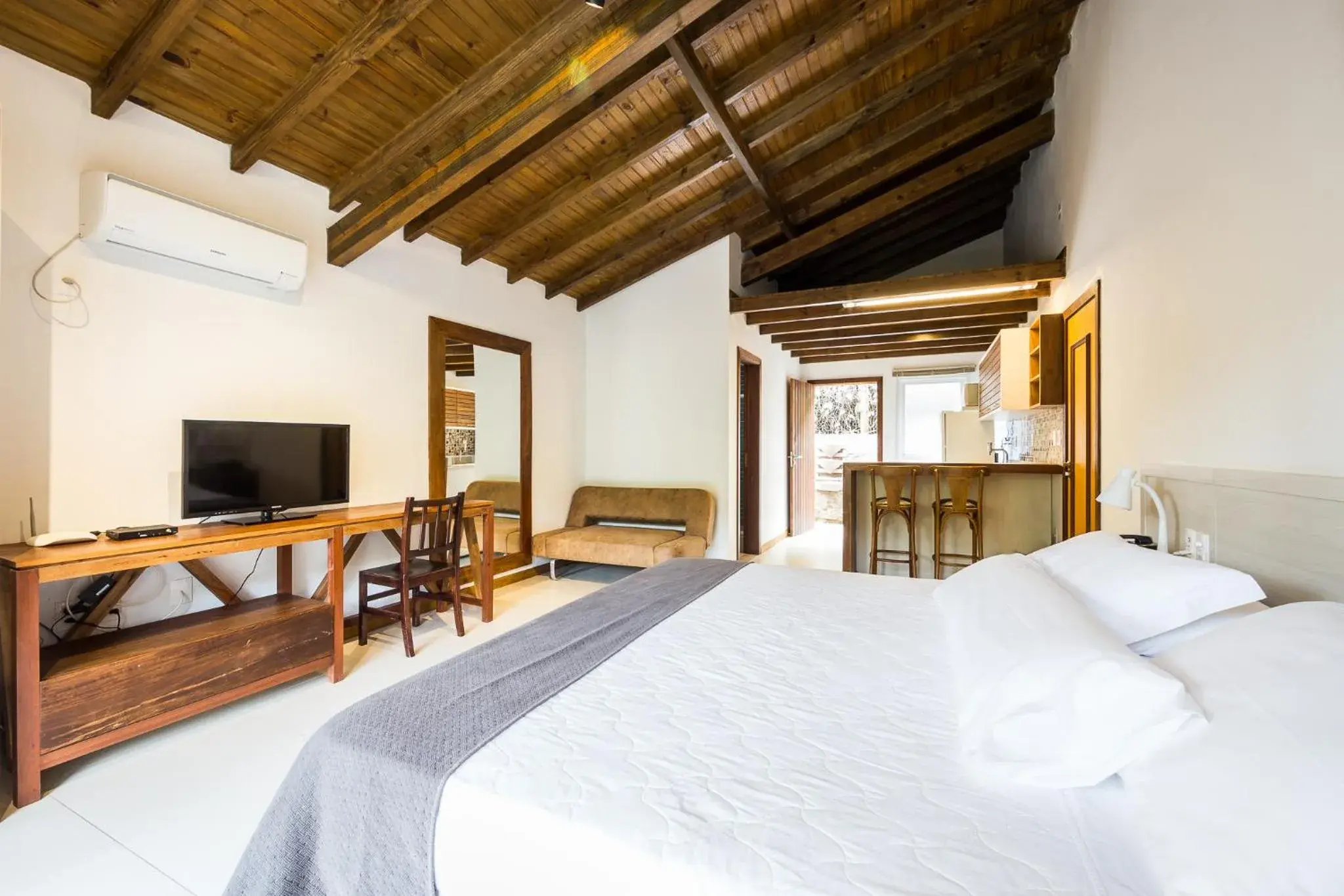 Studio with Balcony in Fazenda Verde - Praia do Rosa Studio with Balcony in Fazenda Verde - Praia do Rosa