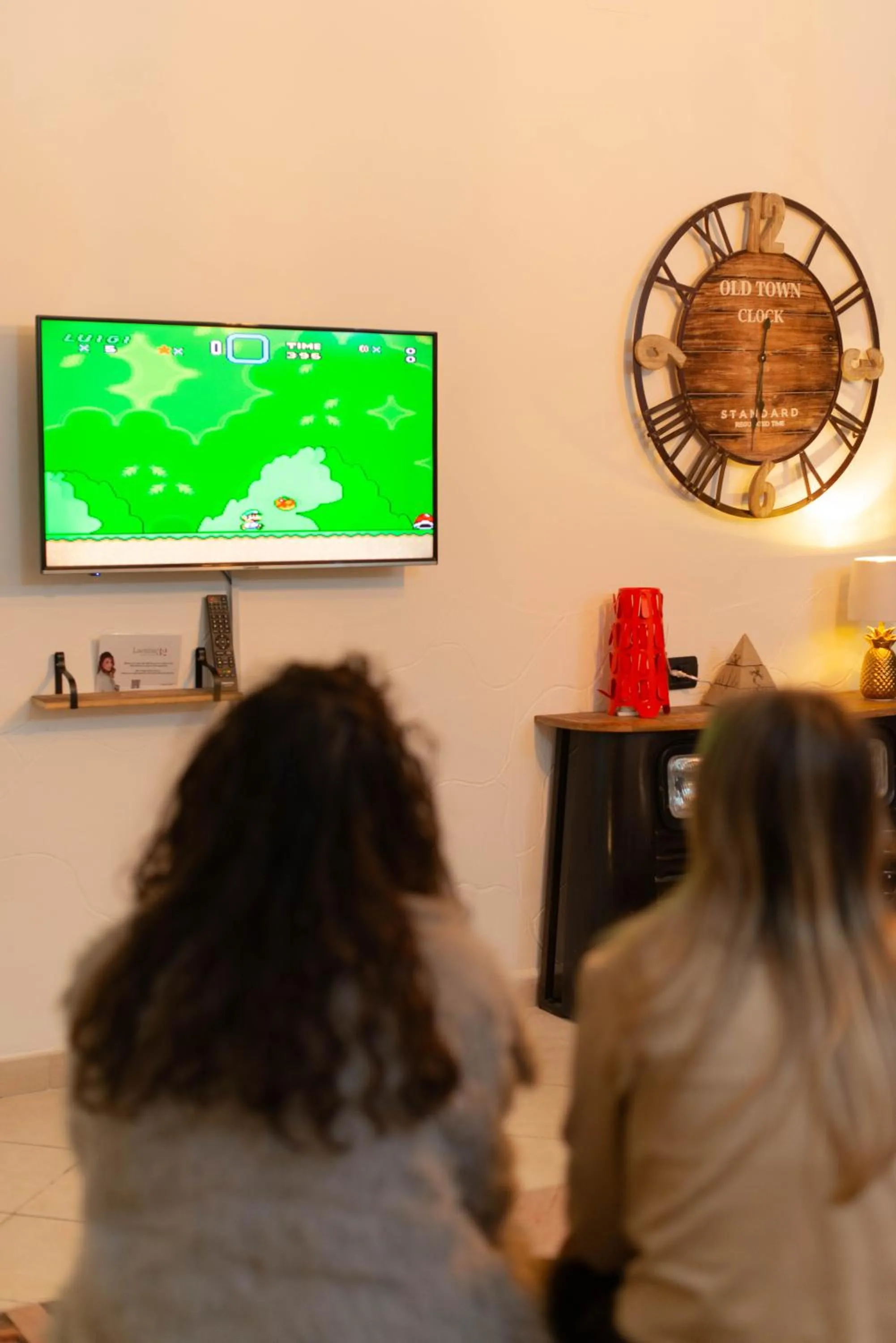 Children play ground in loft style taverna con sala giochi