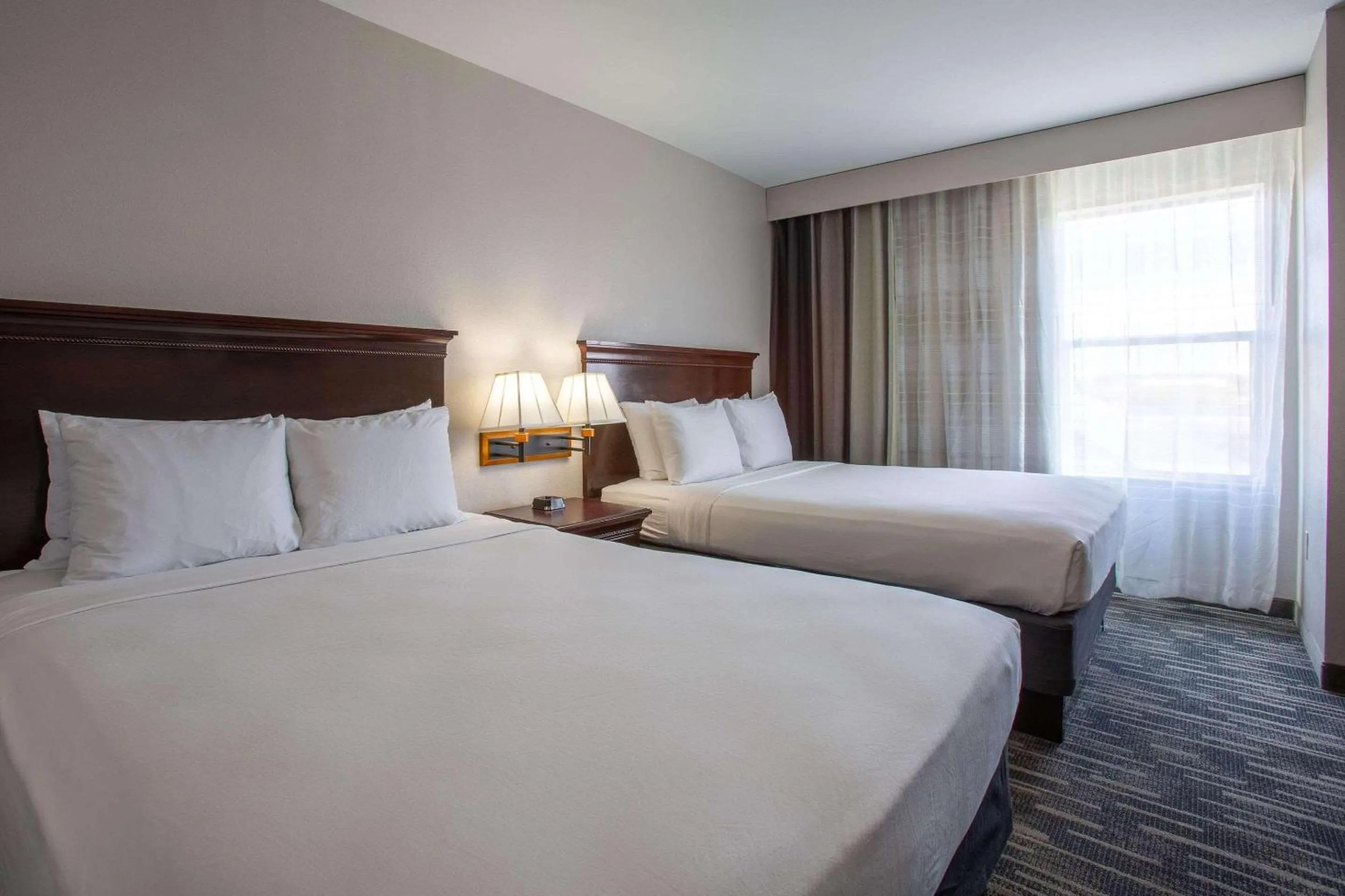 Bedroom, Bed in Country Inn & Suites by Radisson, Tucson City Center AZ