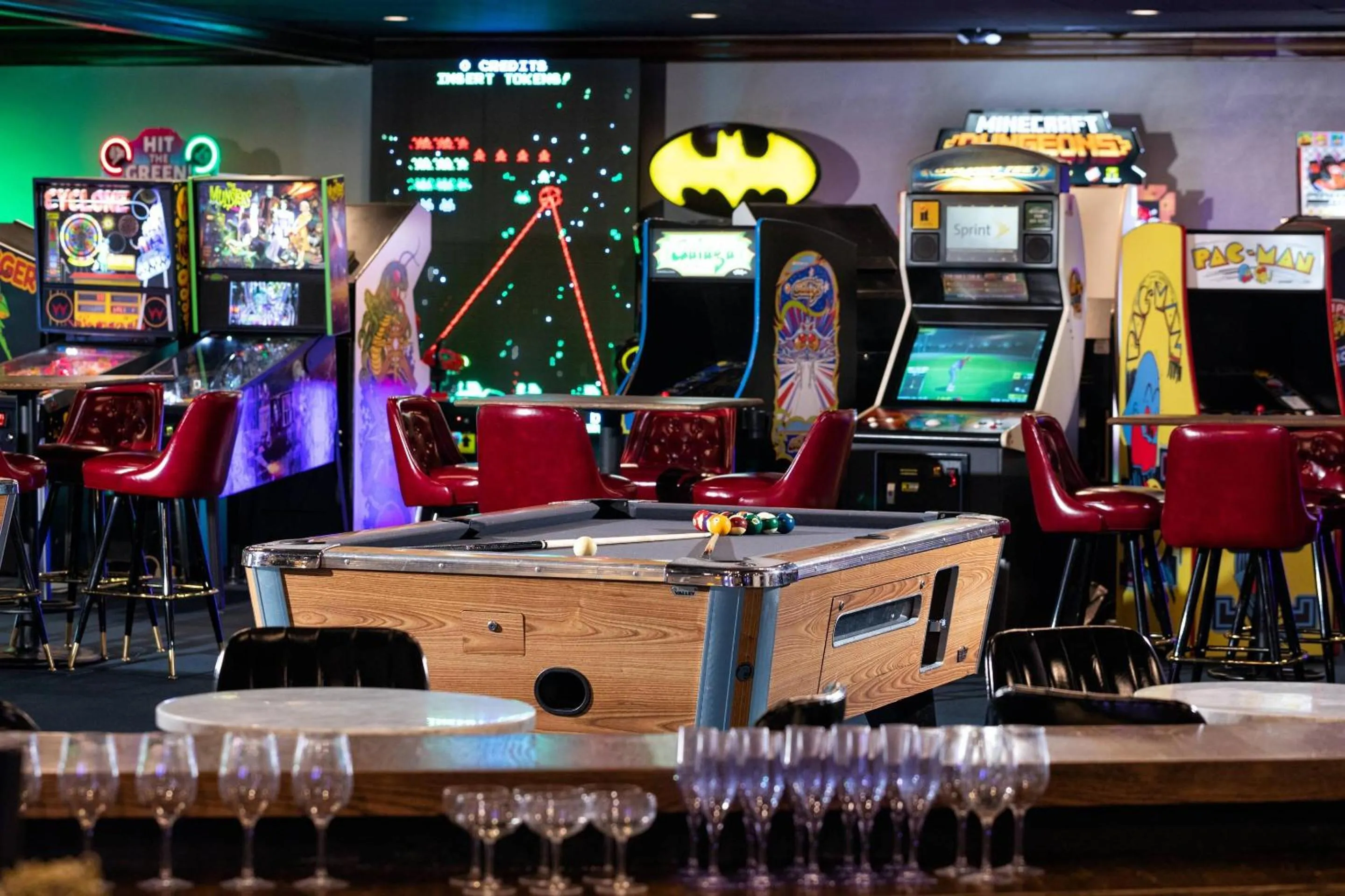 Lounge or bar in The Highlander Hotel, Ascend Hotel Collection