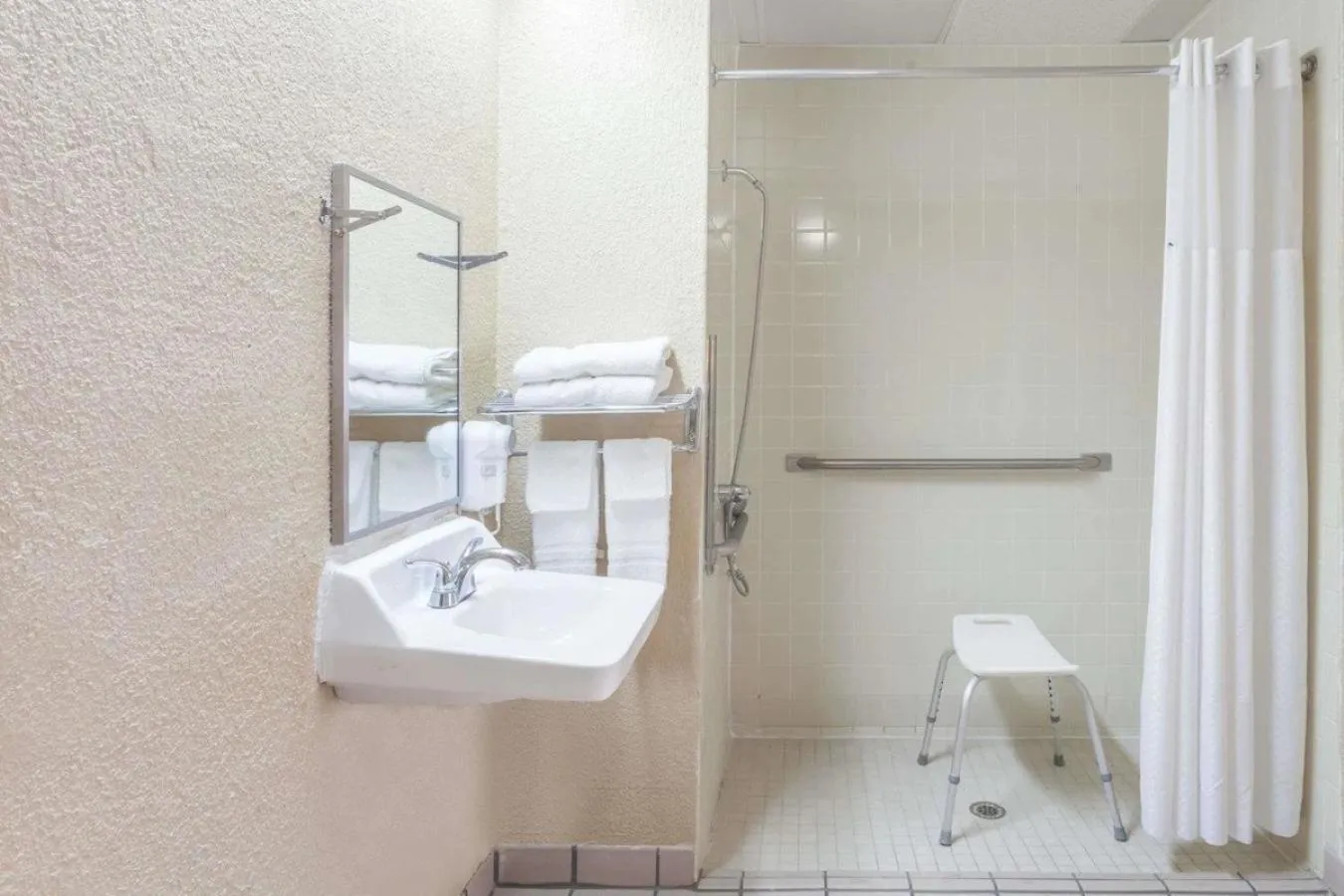 Bathroom in Super 8 by Wyndham Columbia