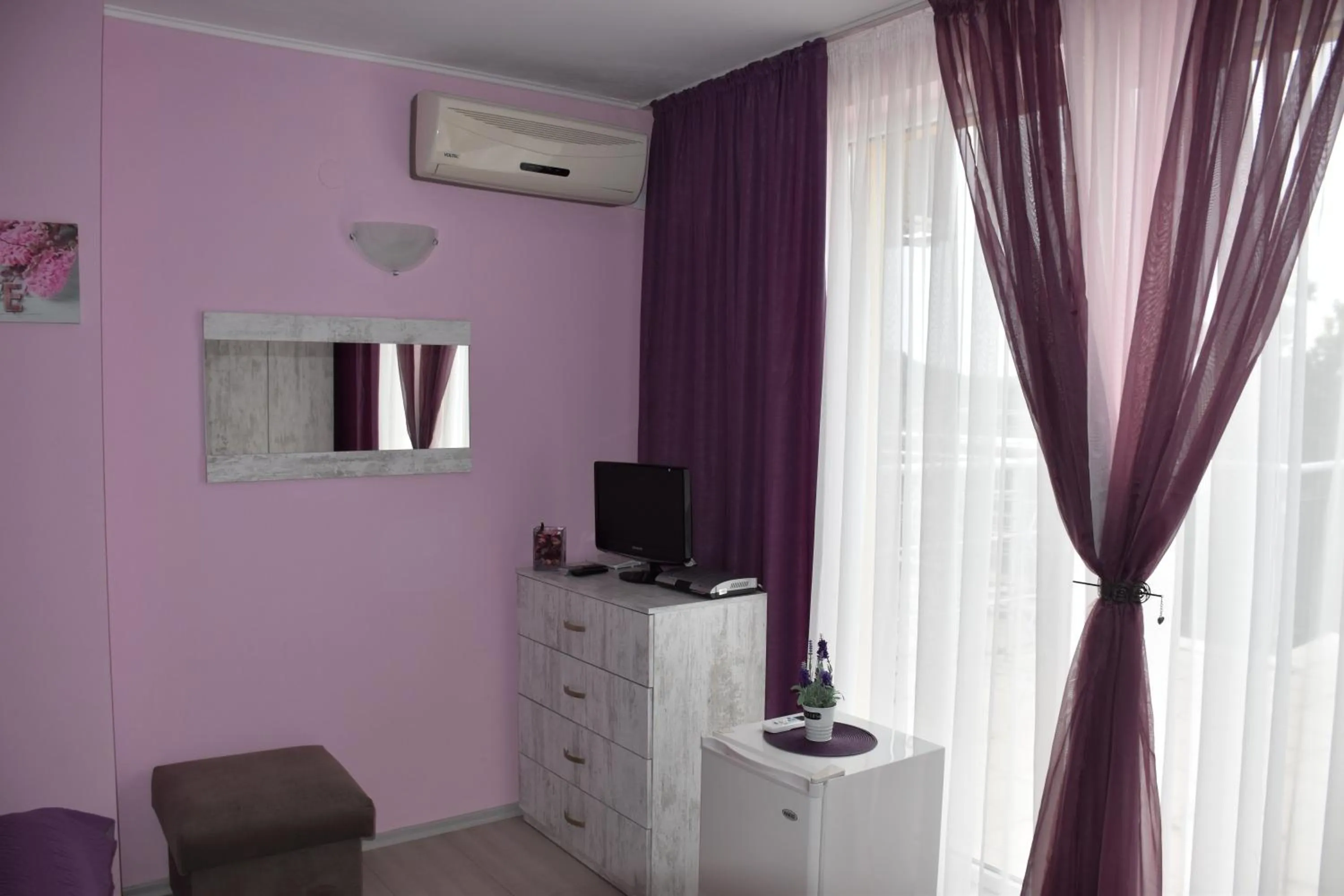 hair dresser in Hotel Sea Star Приморско