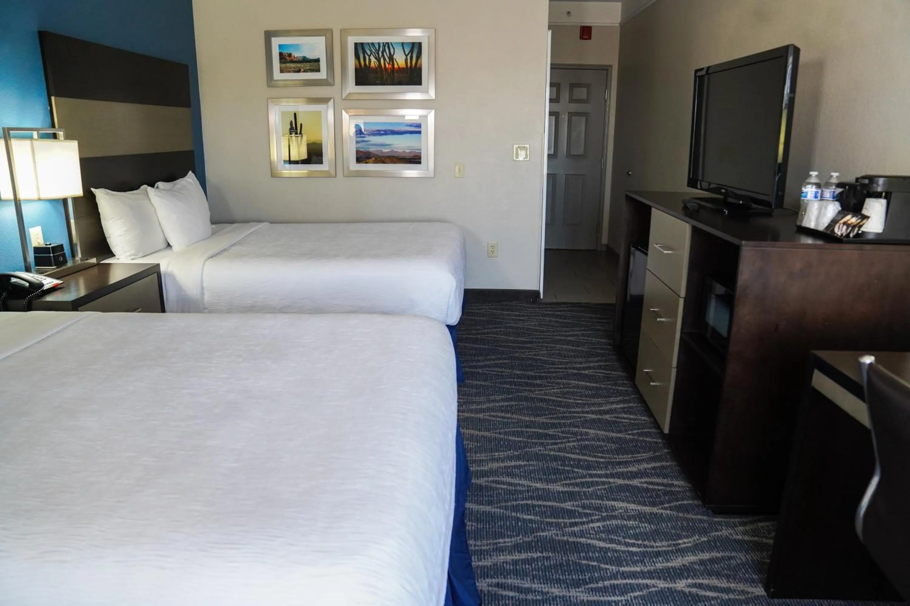 Bed in La Quinta by Wyndham Phoenix I-10 West