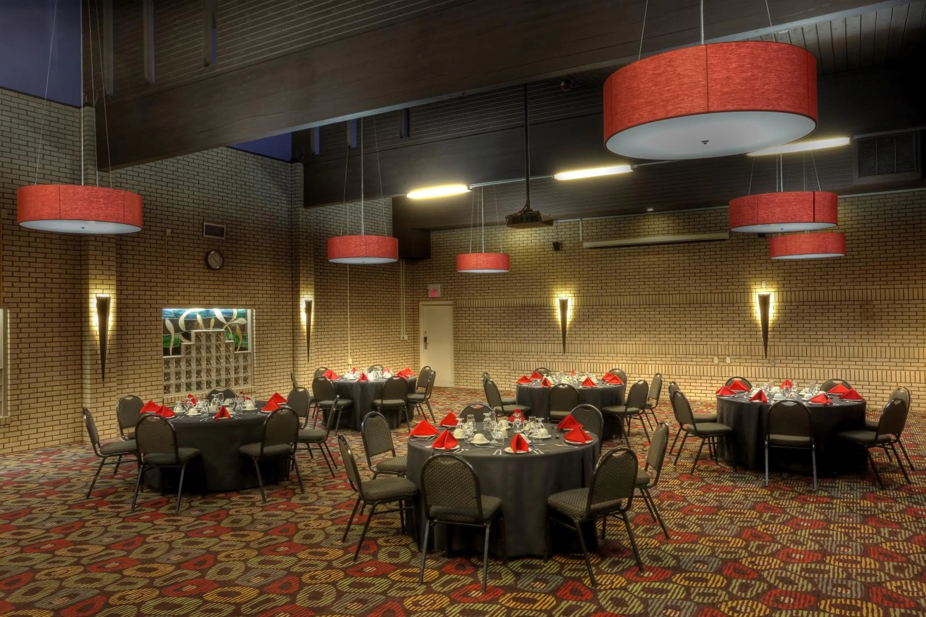 Banquet/Function facilities in Royal Hotel Lloydminster