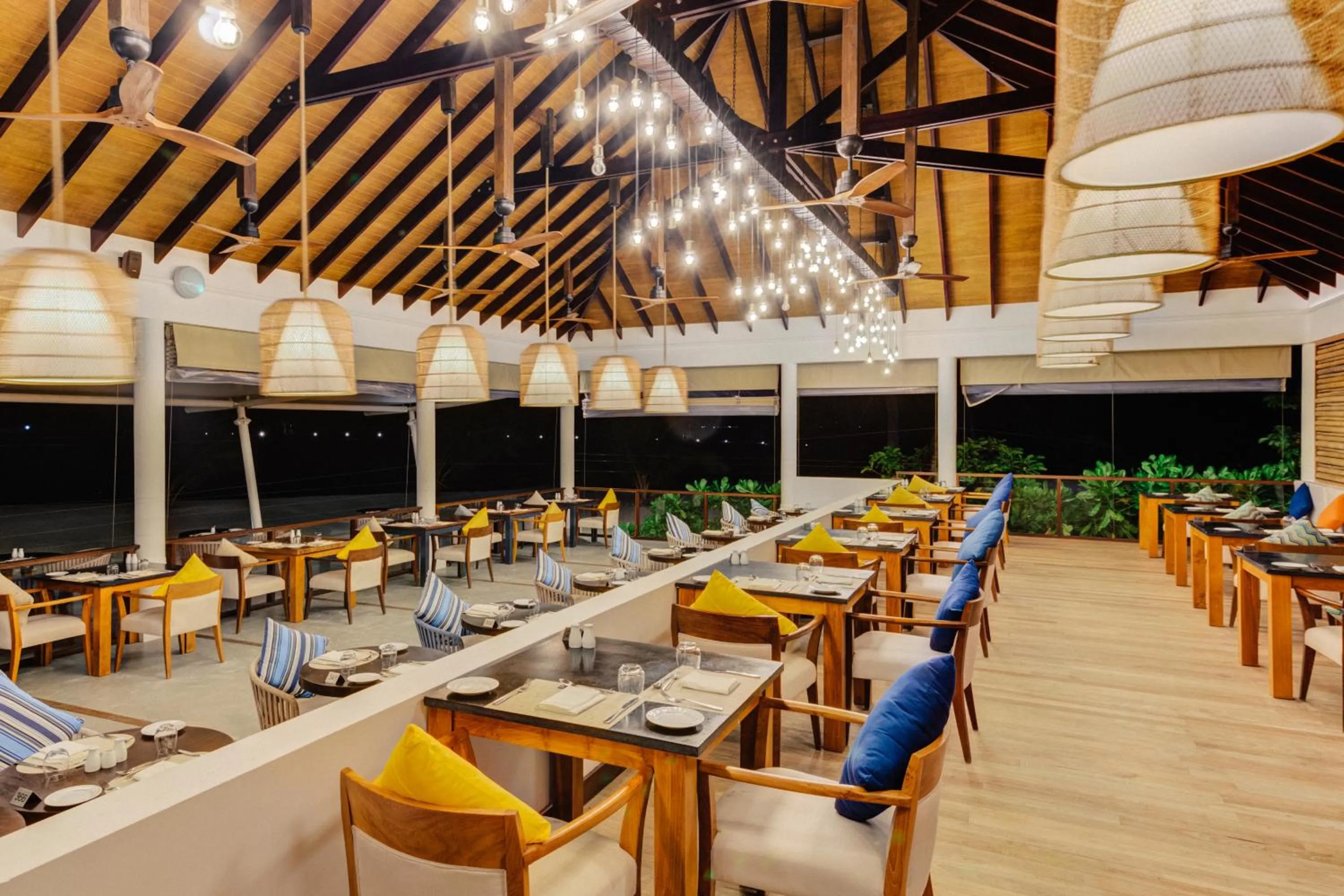Restaurant/places to eat in Cinnamon Hakuraa Huraa Maldives - Adults-Only