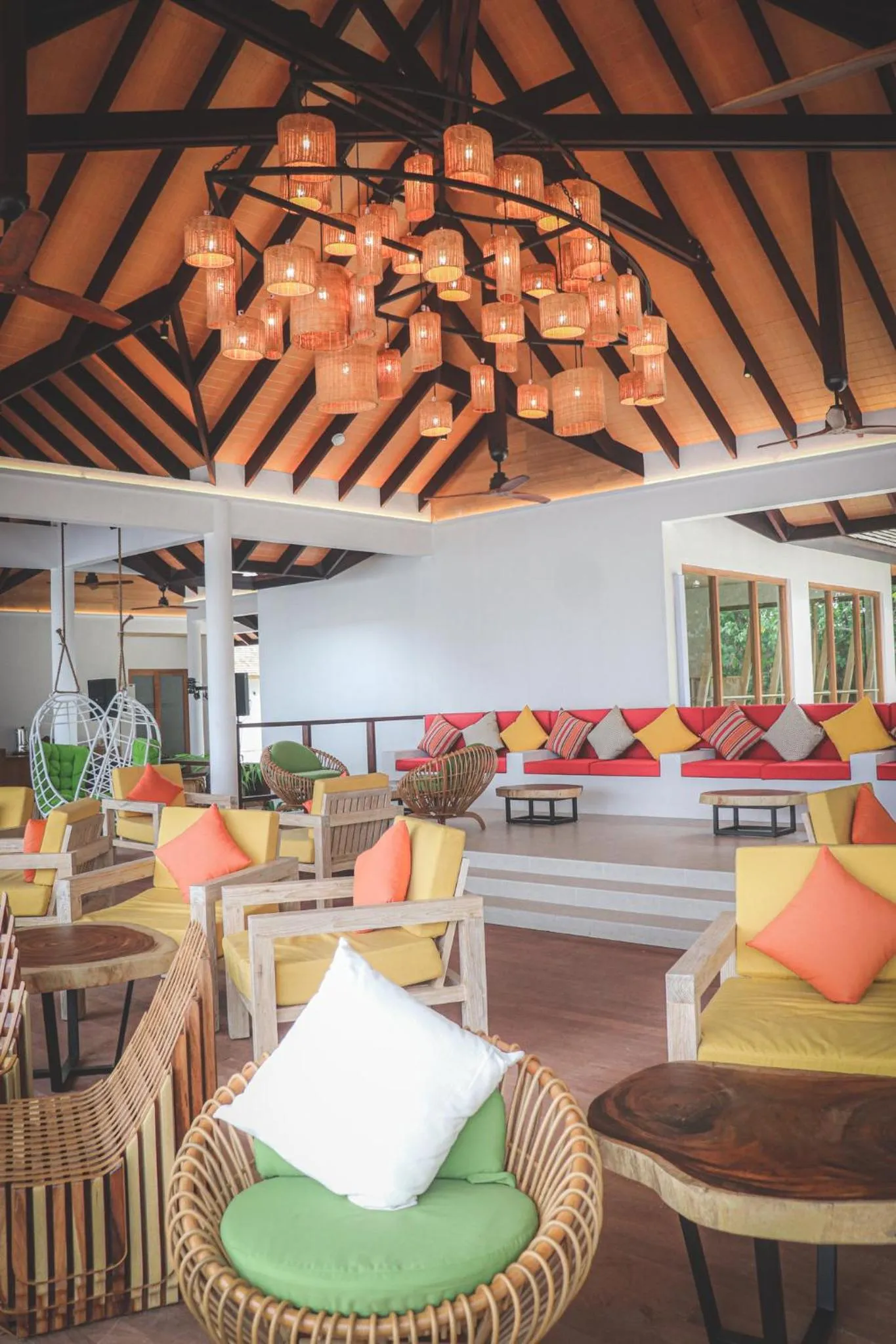 Lounge or bar in Cinnamon Hakuraa Huraa Maldives - Adults-Only