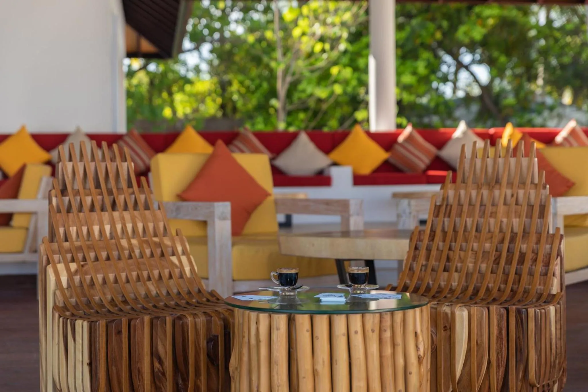 Lounge or bar in Cinnamon Hakuraa Huraa Maldives - Adults-Only