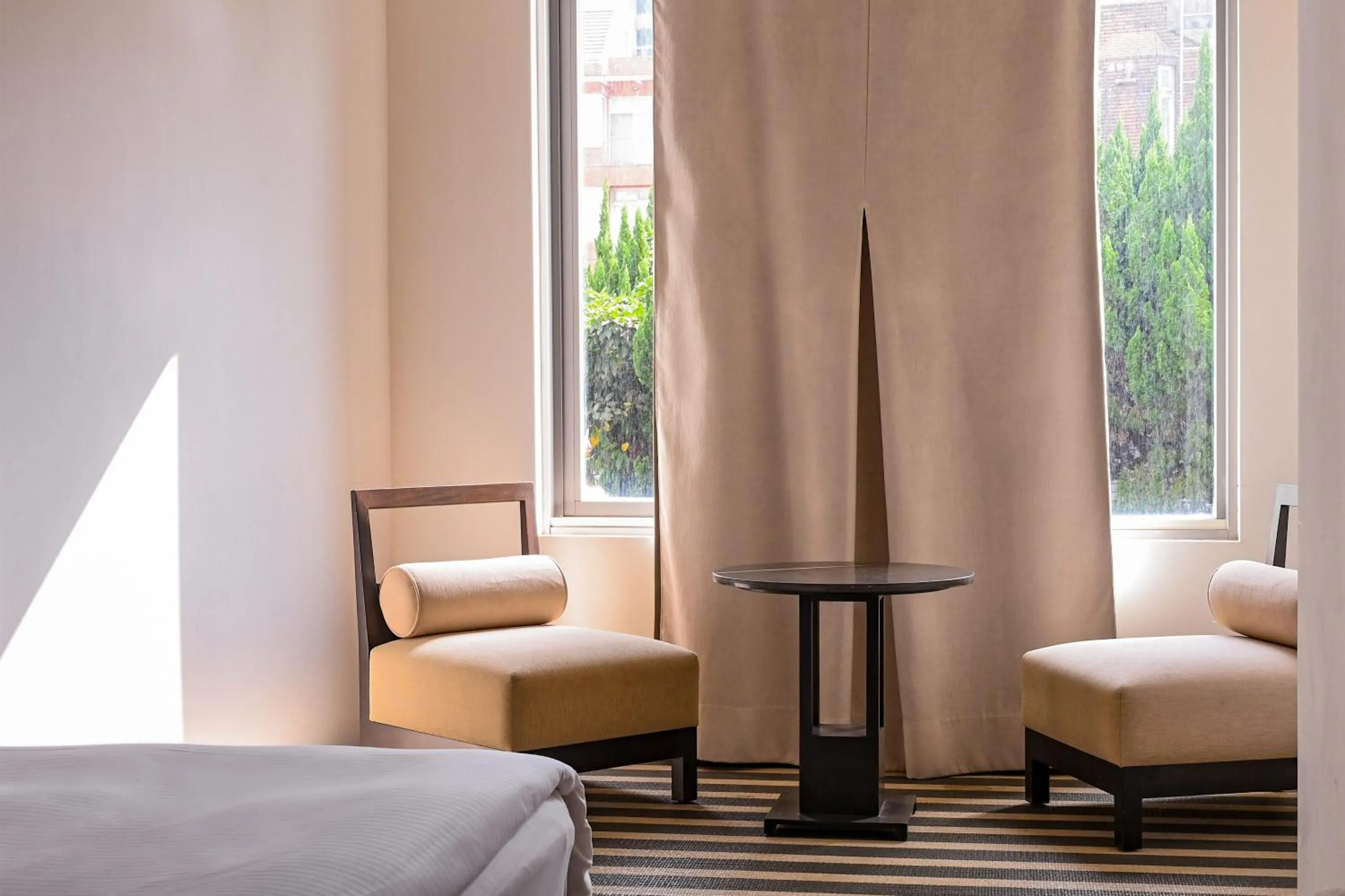 Seating area, Bed in CHECK inn SELECT Taipei Yangmingshan