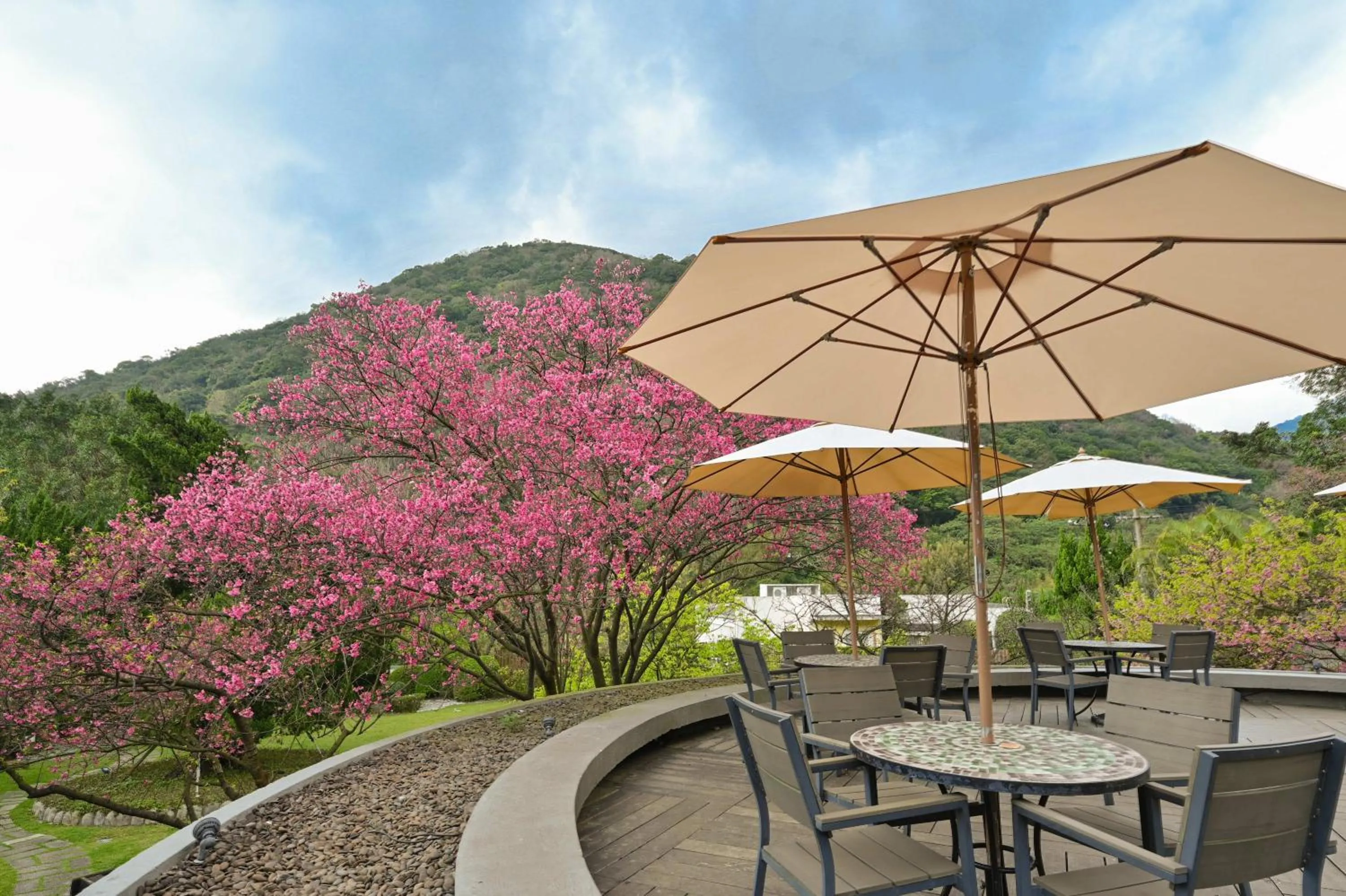 Restaurant/places to eat in CHECK inn SELECT Taipei Yangmingshan