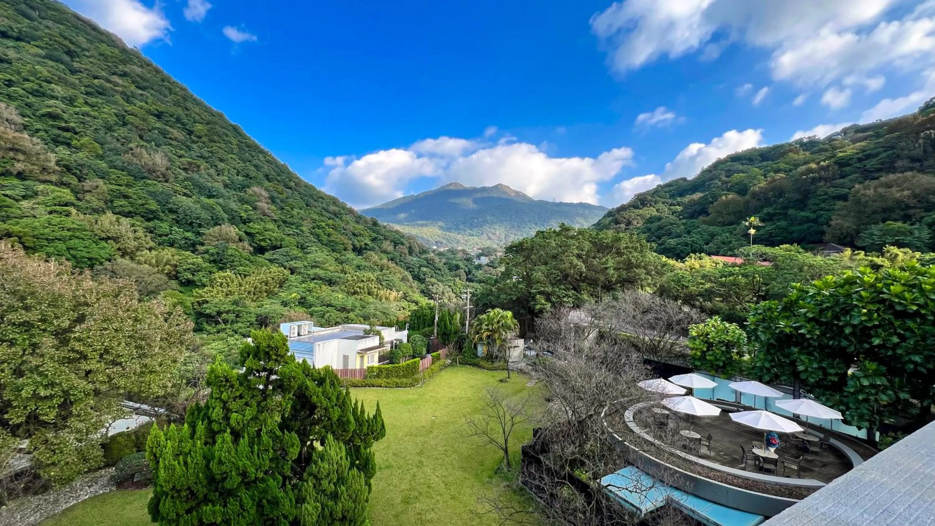 Landmark view in CHECK inn SELECT Taipei Yangmingshan
