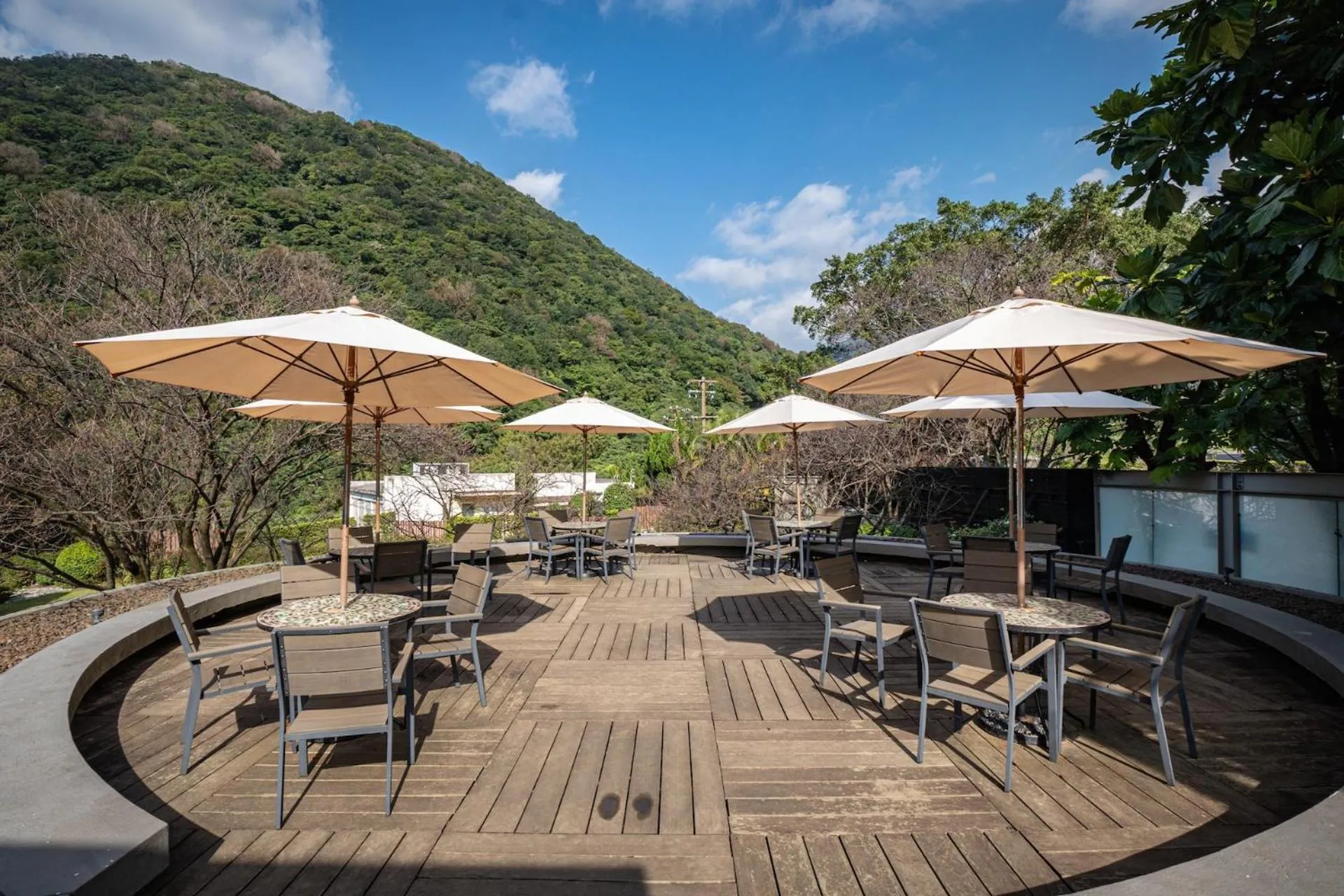 Restaurant/places to eat in CHECK inn SELECT Taipei Yangmingshan