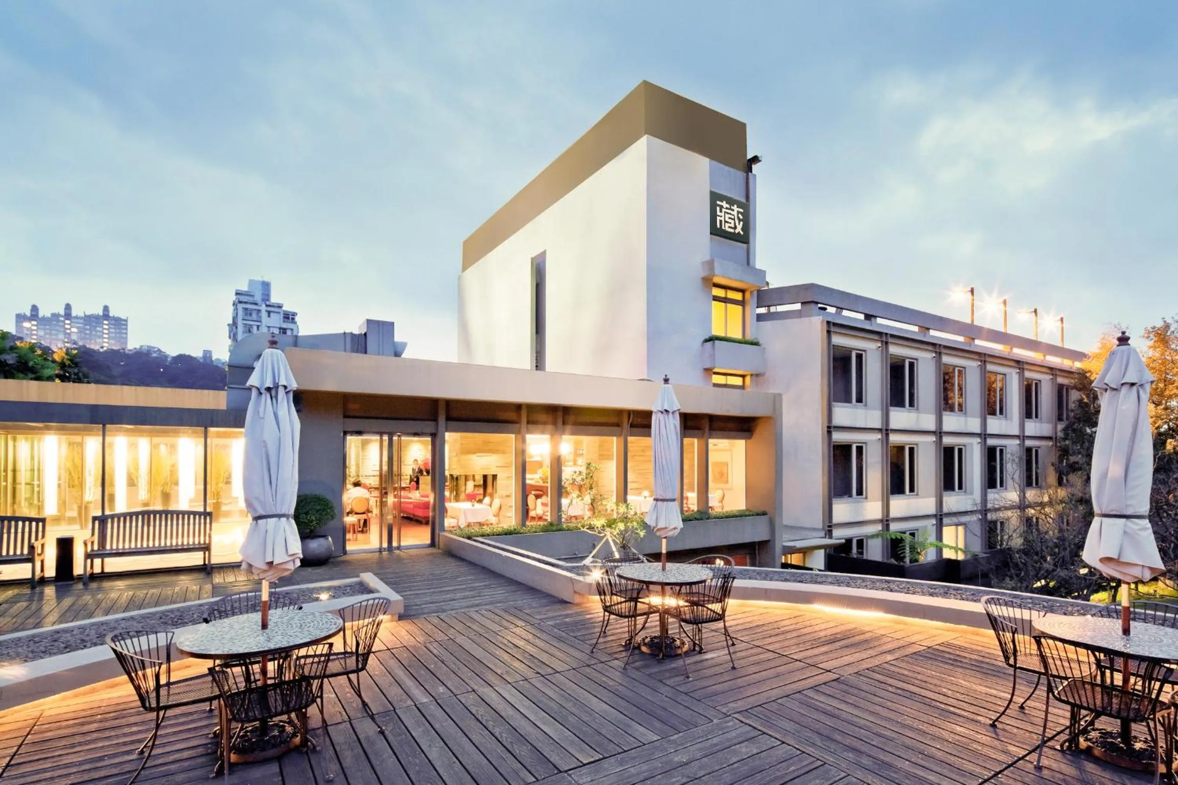 Property building in CHECK inn SELECT Taipei Yangmingshan