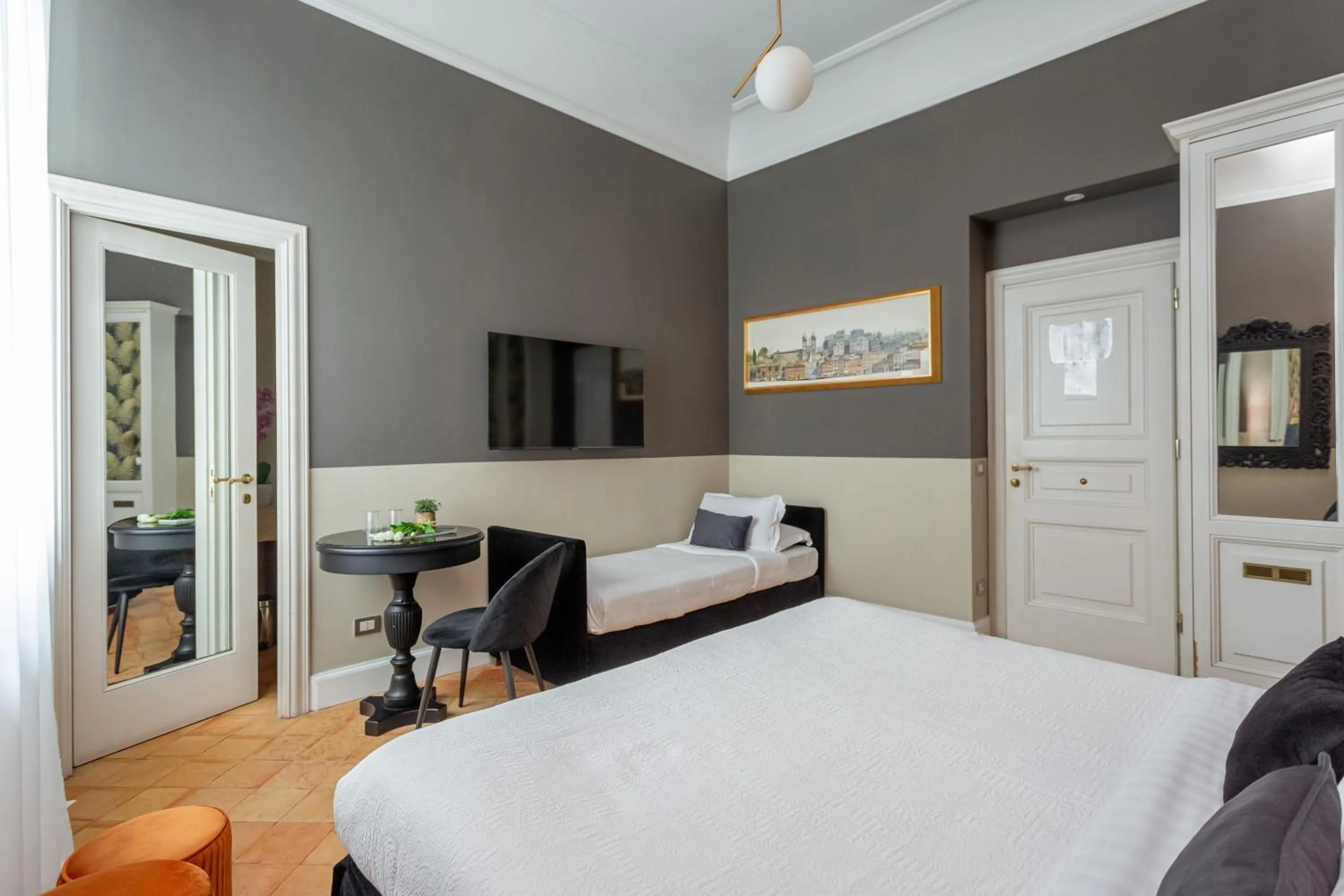 Photo of the whole room, Bed in Hotel Parrasio