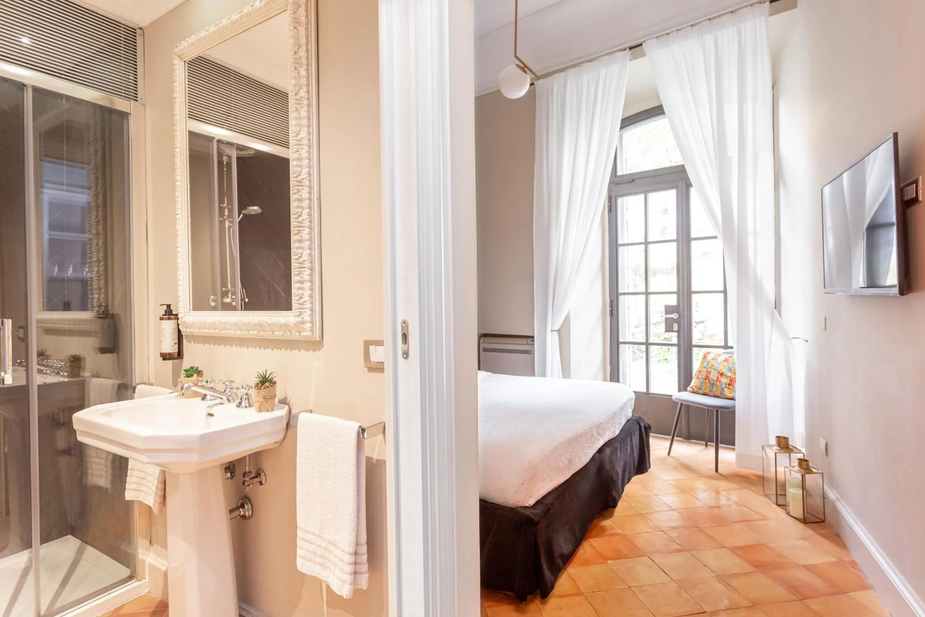 Photo of the whole room, Bed in Hotel Parrasio