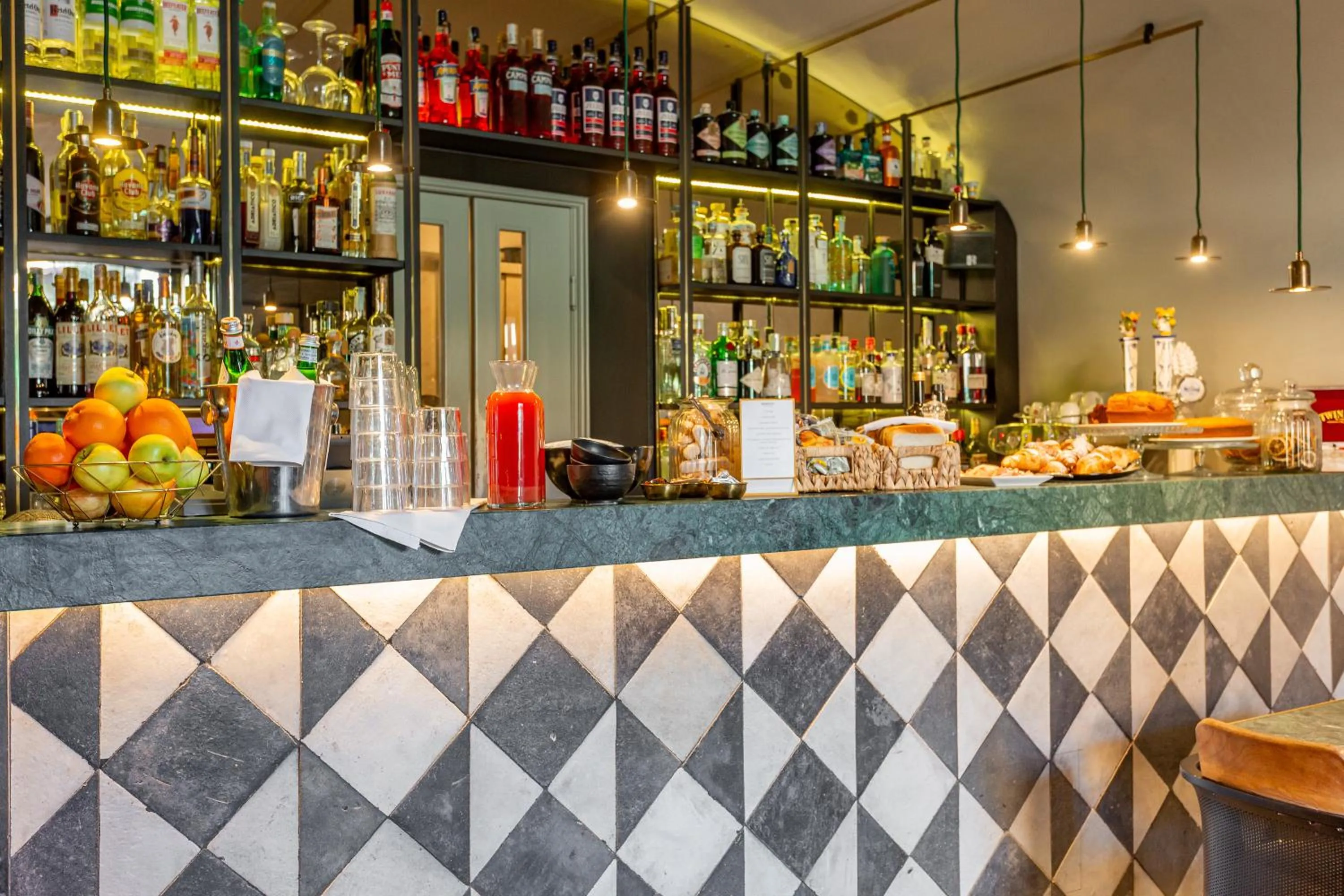 Breakfast in Hotel Parrasio