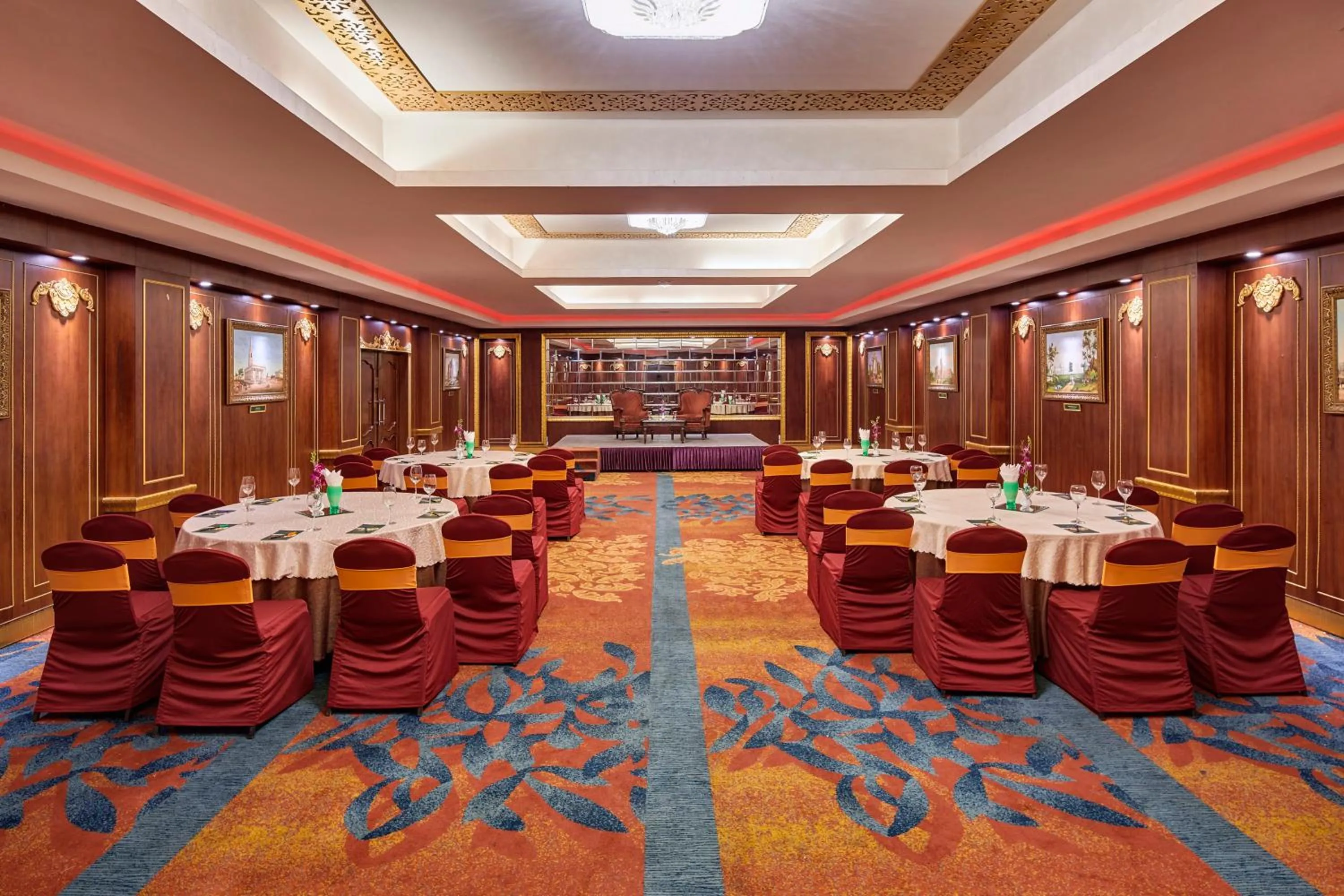 Restaurant/places to eat in Mayfair Rourkela