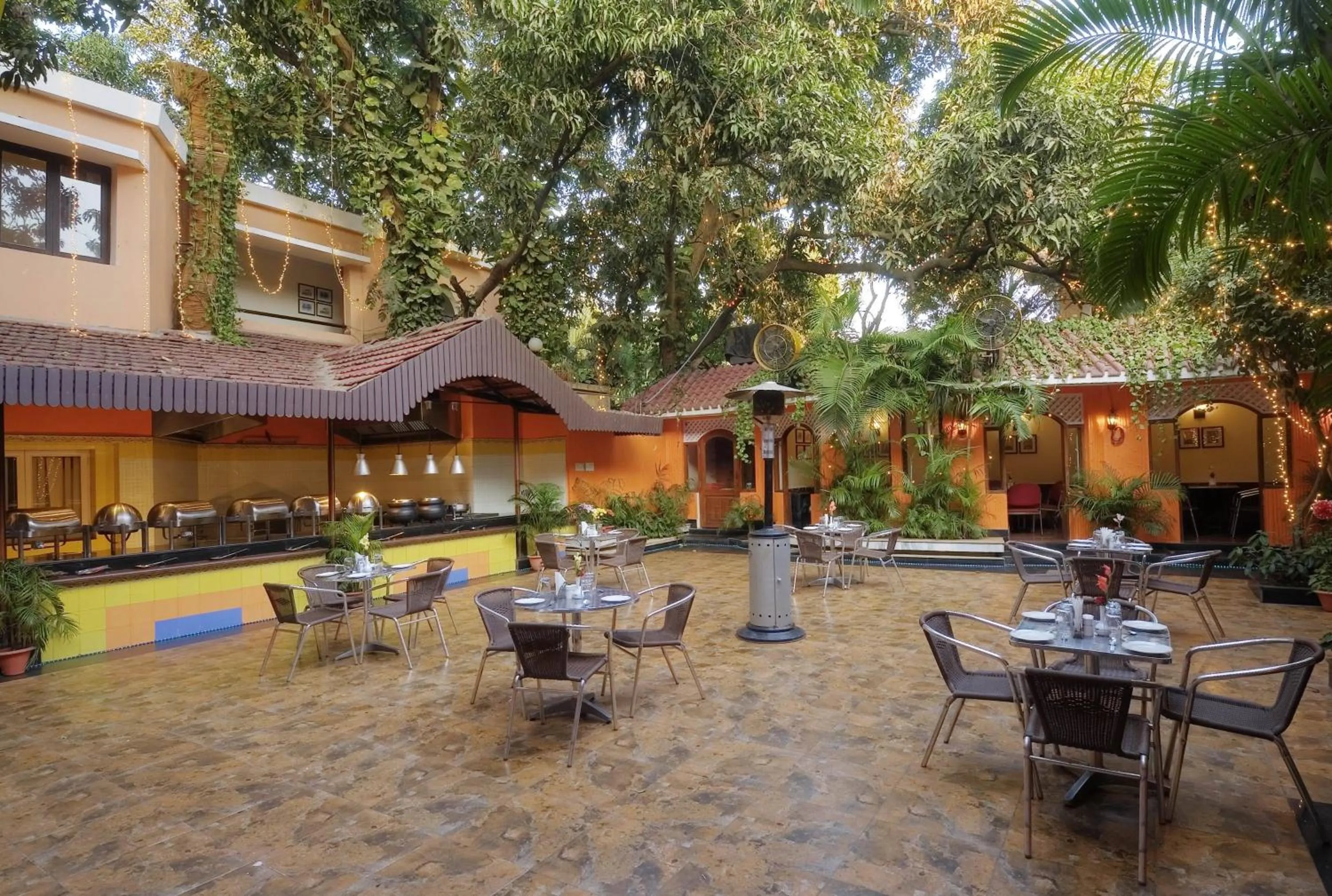 Restaurant/places to eat in Mayfair Rourkela