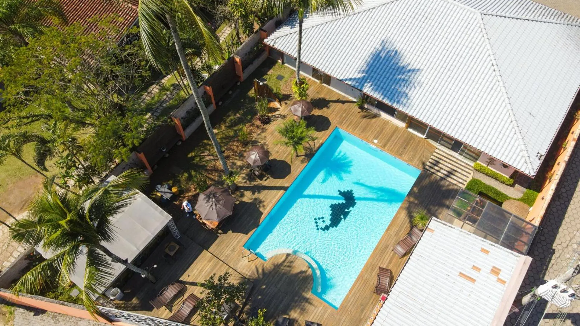 Property building in Recanto das Carpas