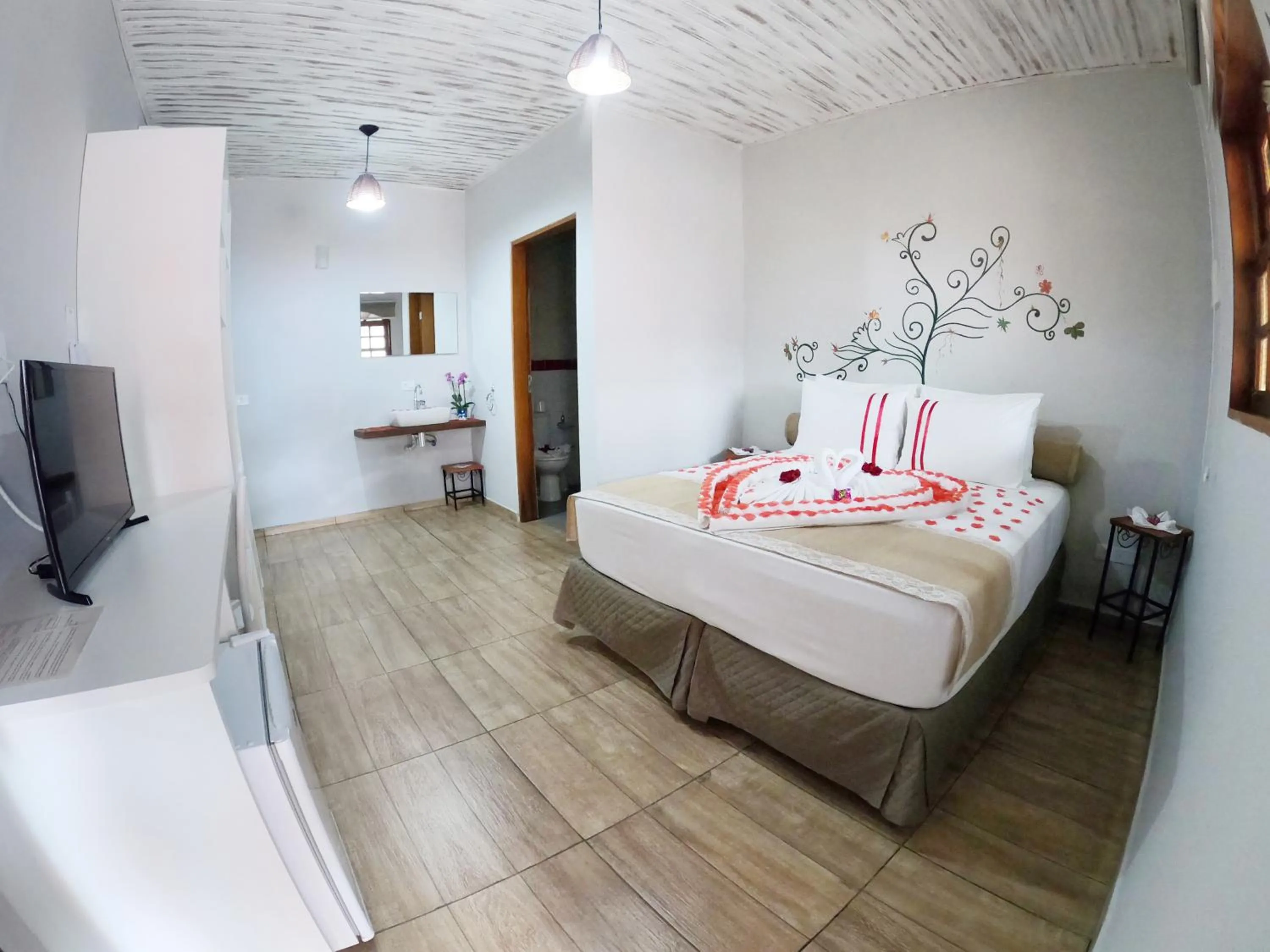 Decorative detail, Bed in Recanto das Carpas